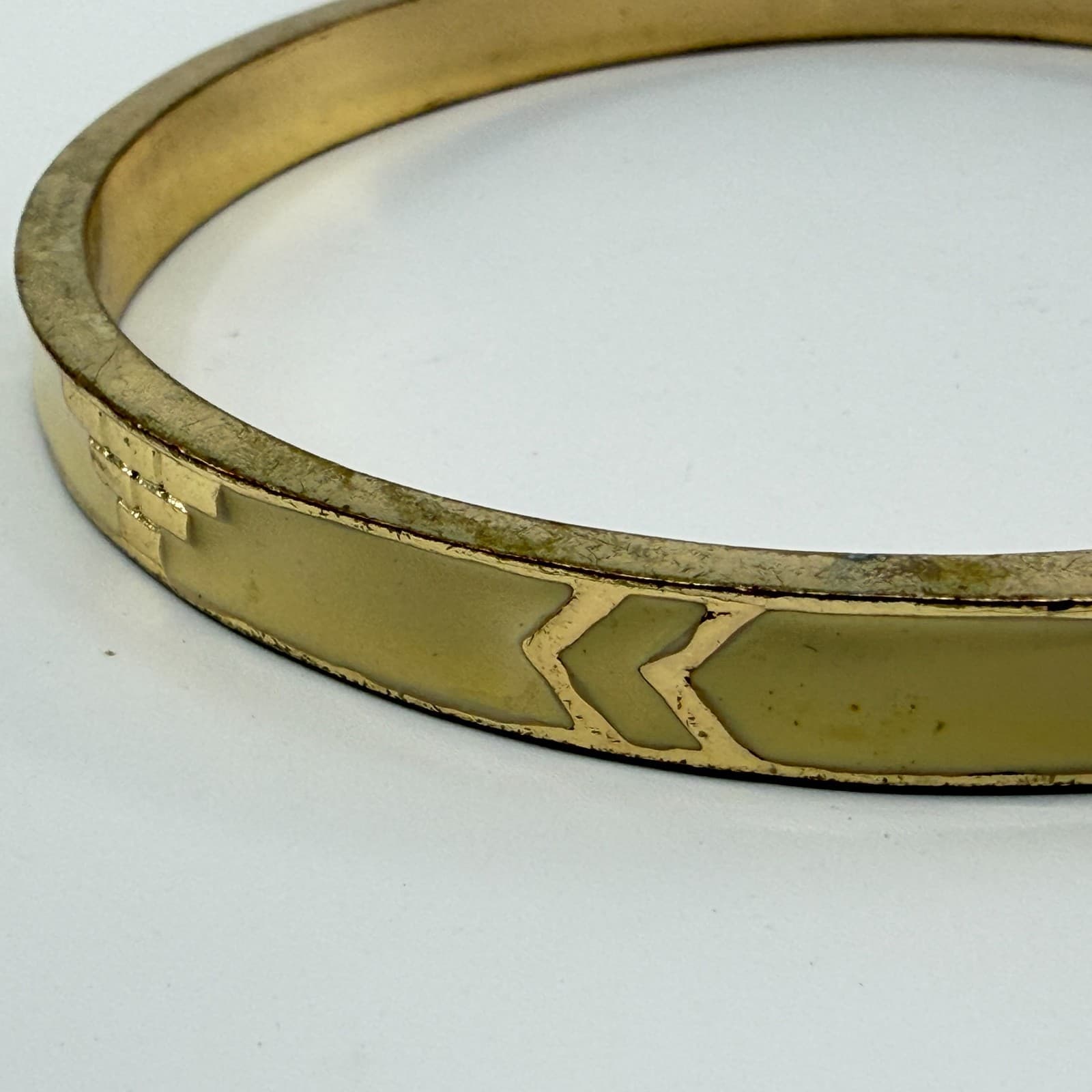 Elegant Cream Enamel Gold Tone Bangle Bracelet Geometric Minimalist Chic Gift - Thumbnail 5