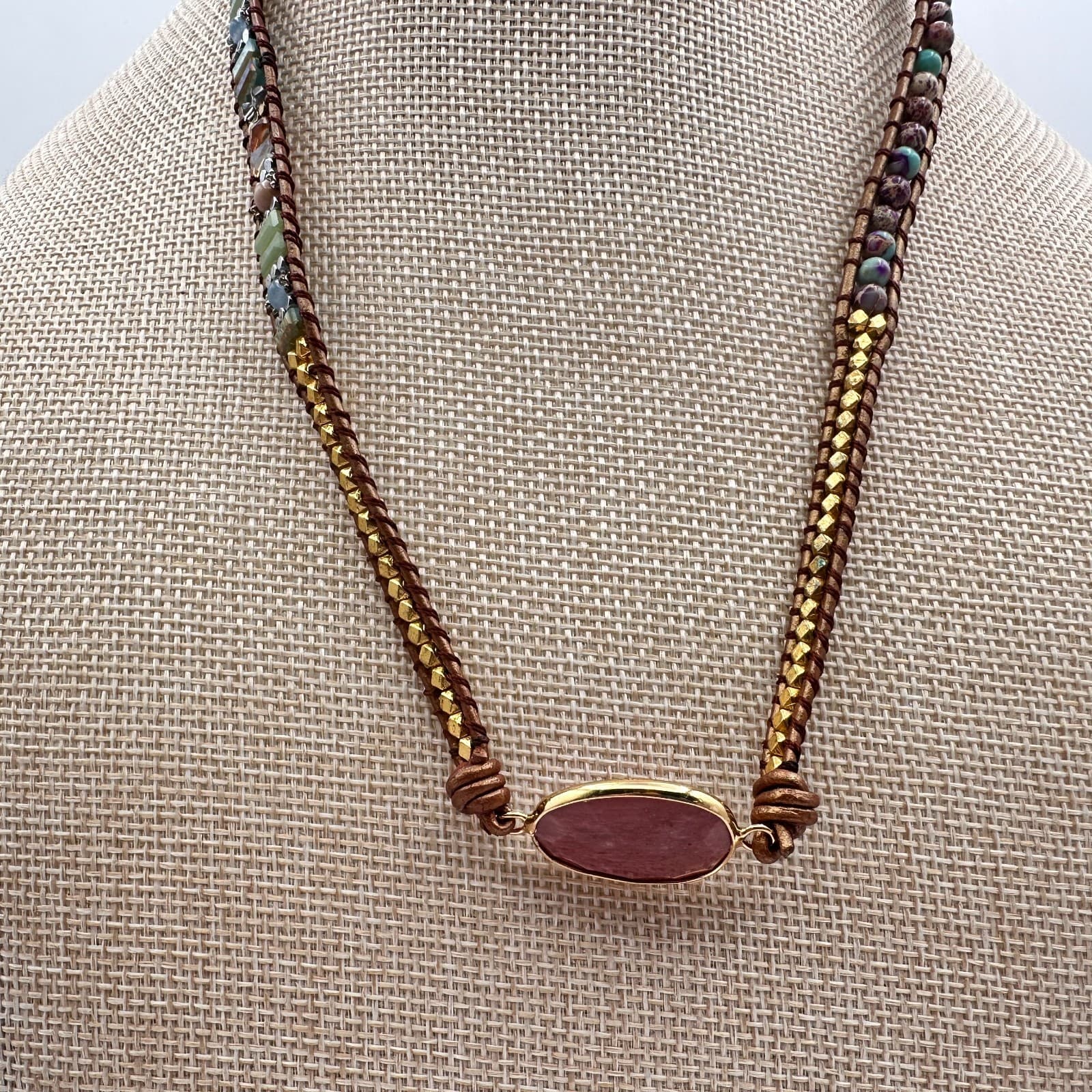 Vintage 90s Gold Tone Pink Jasper Leather Wrap Necklace Women's Fashion Jewelry - Thumbnail 4