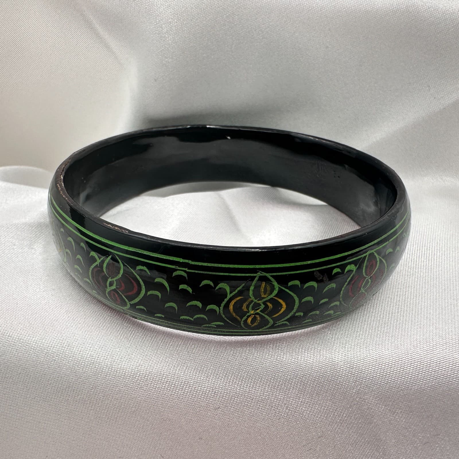 Vintage 80s Hand Painted Lacquer Wood Bangle Intricate Floral Ethnic Jewelry - Thumbnail 5
