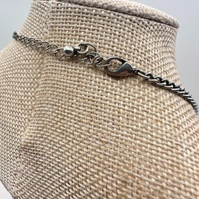 Vintage 80s Silver Tone Hammered Bib Statement Necklace Teardrop Charms Jewelry - Thumbnail 7