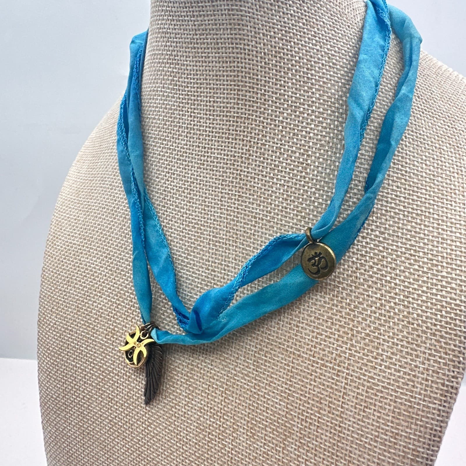 Vintage 80s Style Blue Silk Scarf Necklace Om Coin Celestial Moon Charm Jewelry - Thumbnail 2