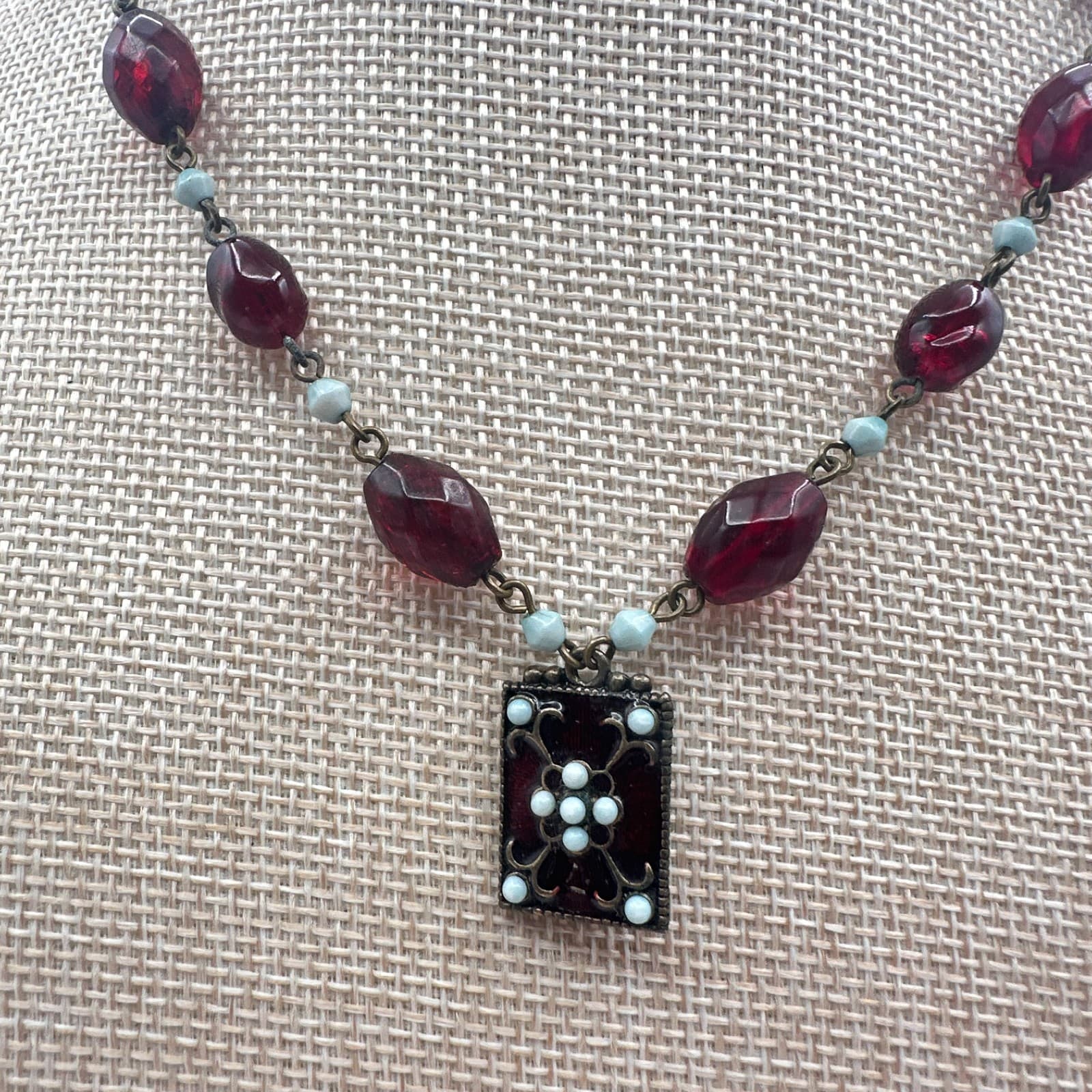 Vintage 80s Silver Tone Triple Strand Diamond Station Necklace Classic Jewelry - Thumbnail 4