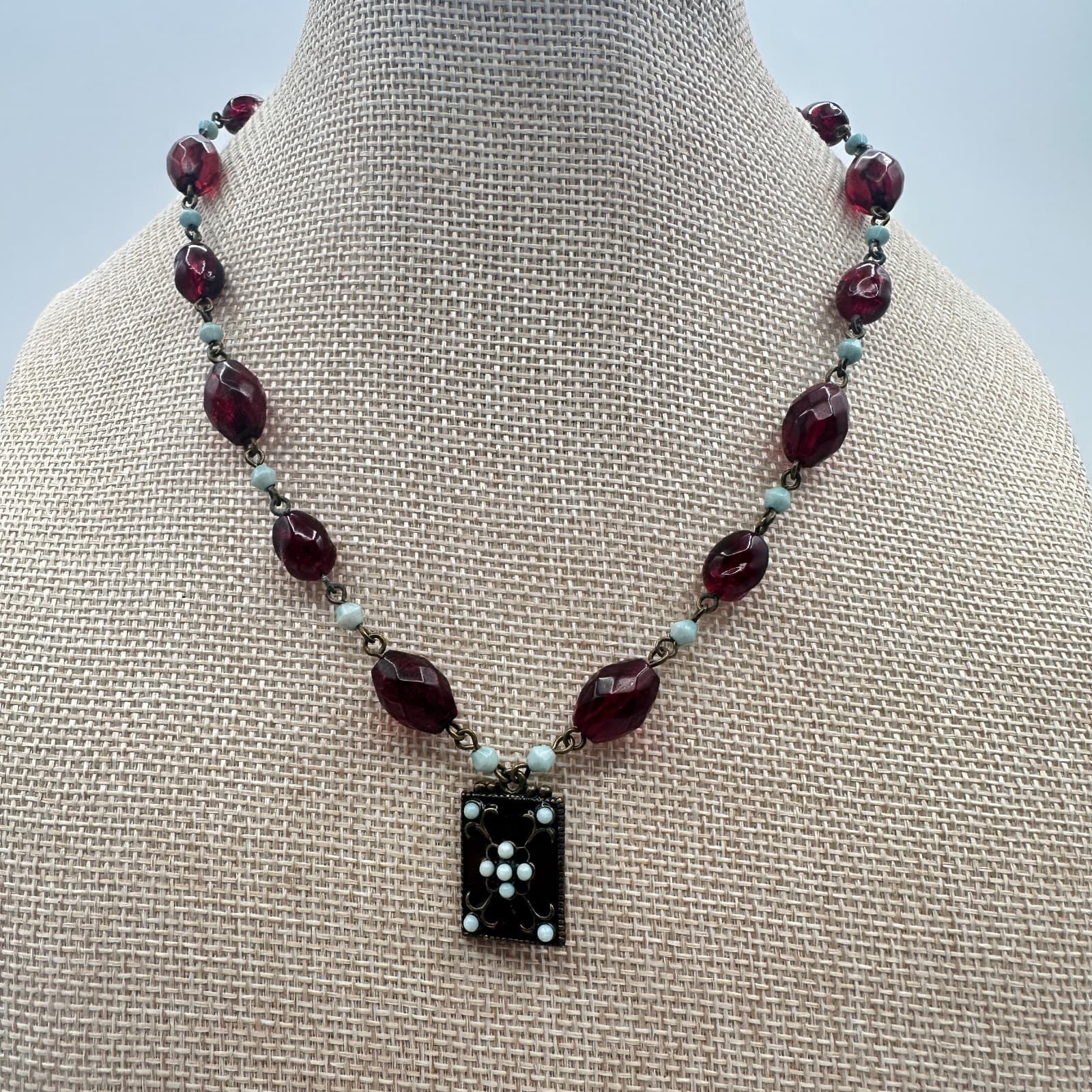 Vintage 80s Silver Tone Triple Strand Diamond Station Necklace Classic Jewelry