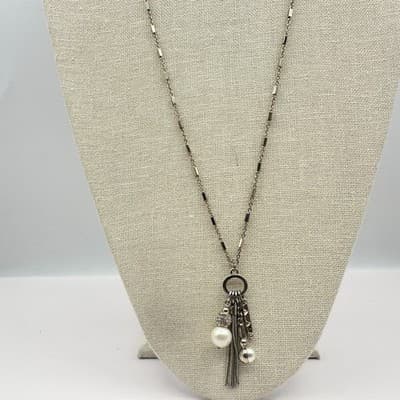 Vintage Y2K Silver Tone Tassel Faux Pearl Rhinestone Pendent Necklace Jewelry - Thumbnail 6