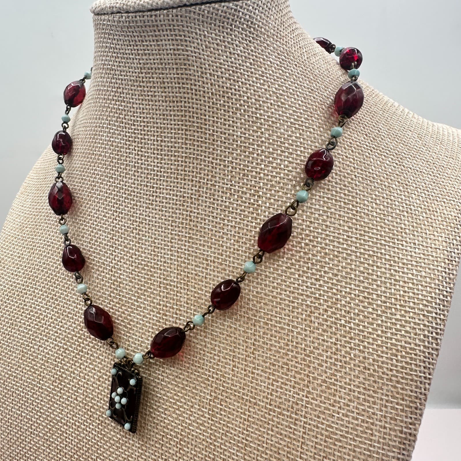 Vintage 80s Silver Tone Triple Strand Diamond Station Necklace Classic Jewelry - Thumbnail 2