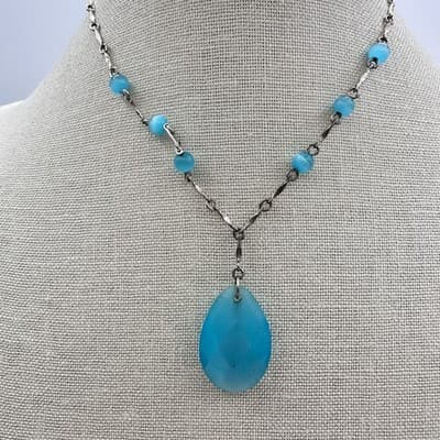 Vintage Y2K Avon Blue Teardrop Pendant Necklace Silver Tone Statement Jewelry - Thumbnail 3