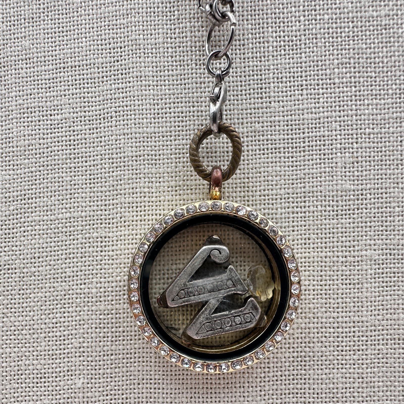 Vintage Y2K Clear Rhinestone W Pendent Necklace Retro Women's Classic Jewelry - Thumbnail 4