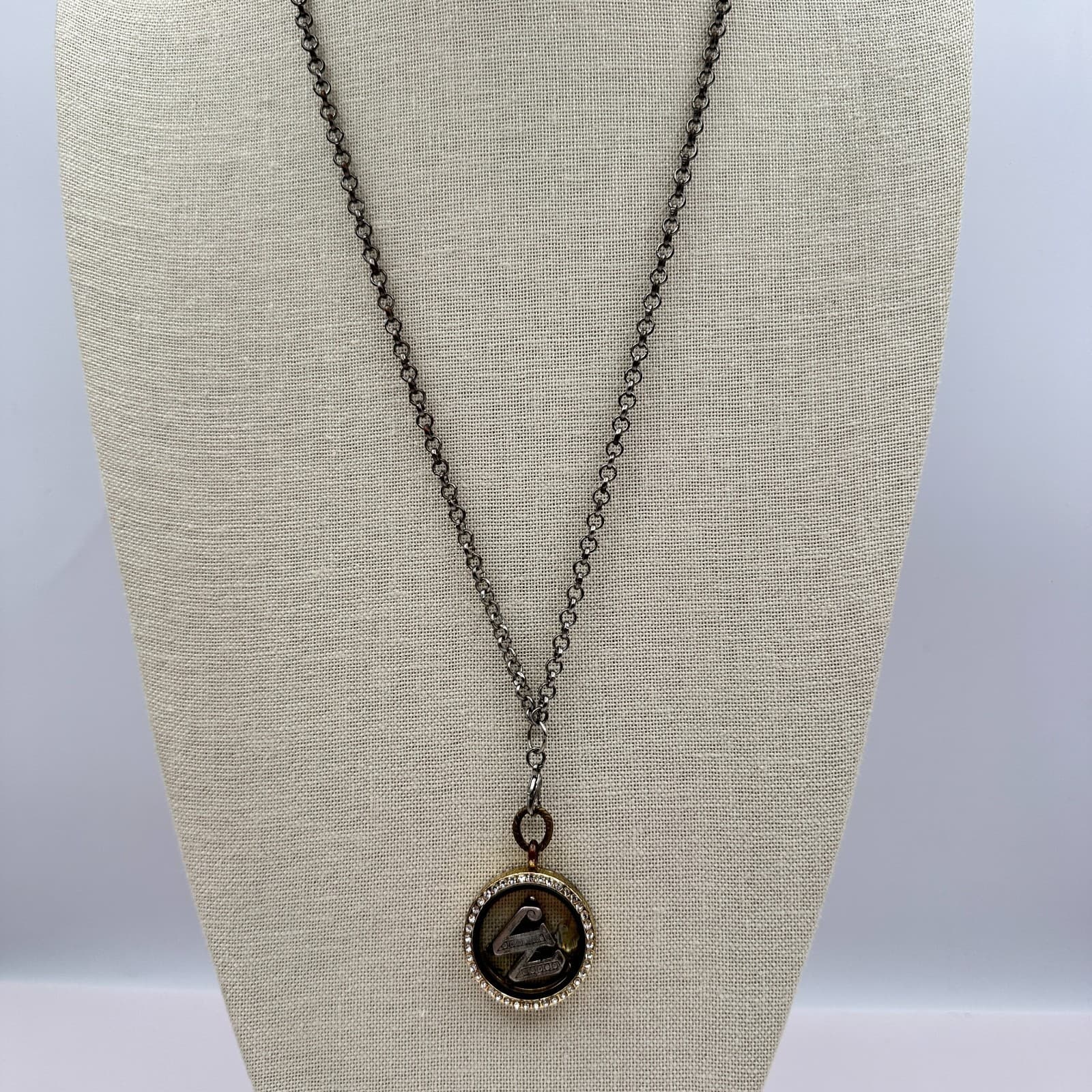 Vintage Y2K Clear Rhinestone W Pendent Necklace Retro Women's Classic Jewelry - Thumbnail 3