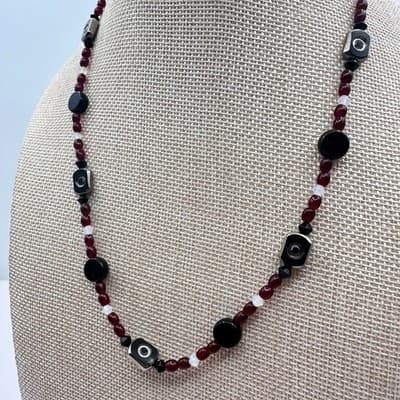 Vintage Y2K Red Black Beaded Necklace Silver Tone Accents Boho Style Jewelry - Thumbnail 3