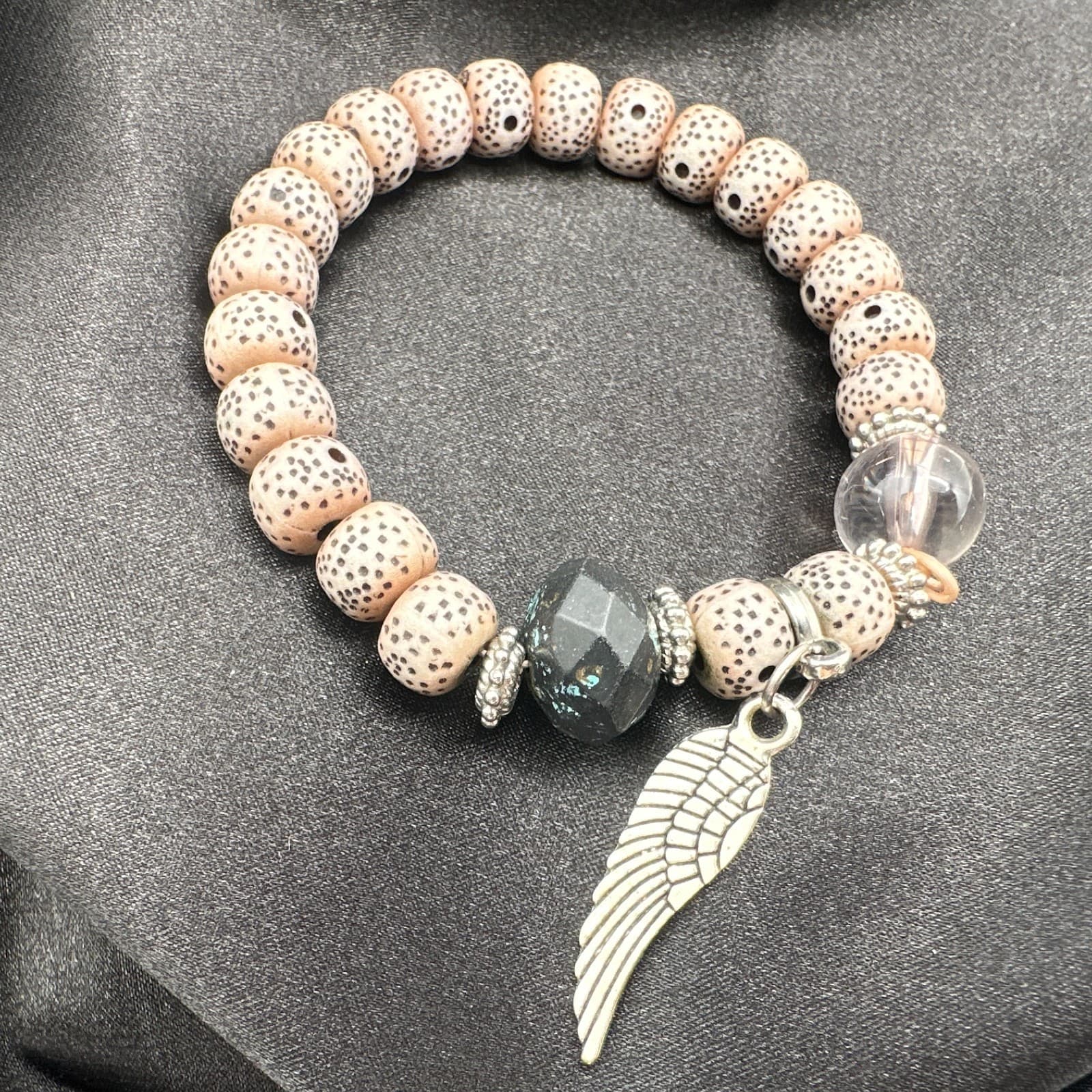 Vintage 80s Spotted Seed Bodhi Bead Bracelet Silver Tone Wing Charm Zen Jewelry - Thumbnail 5