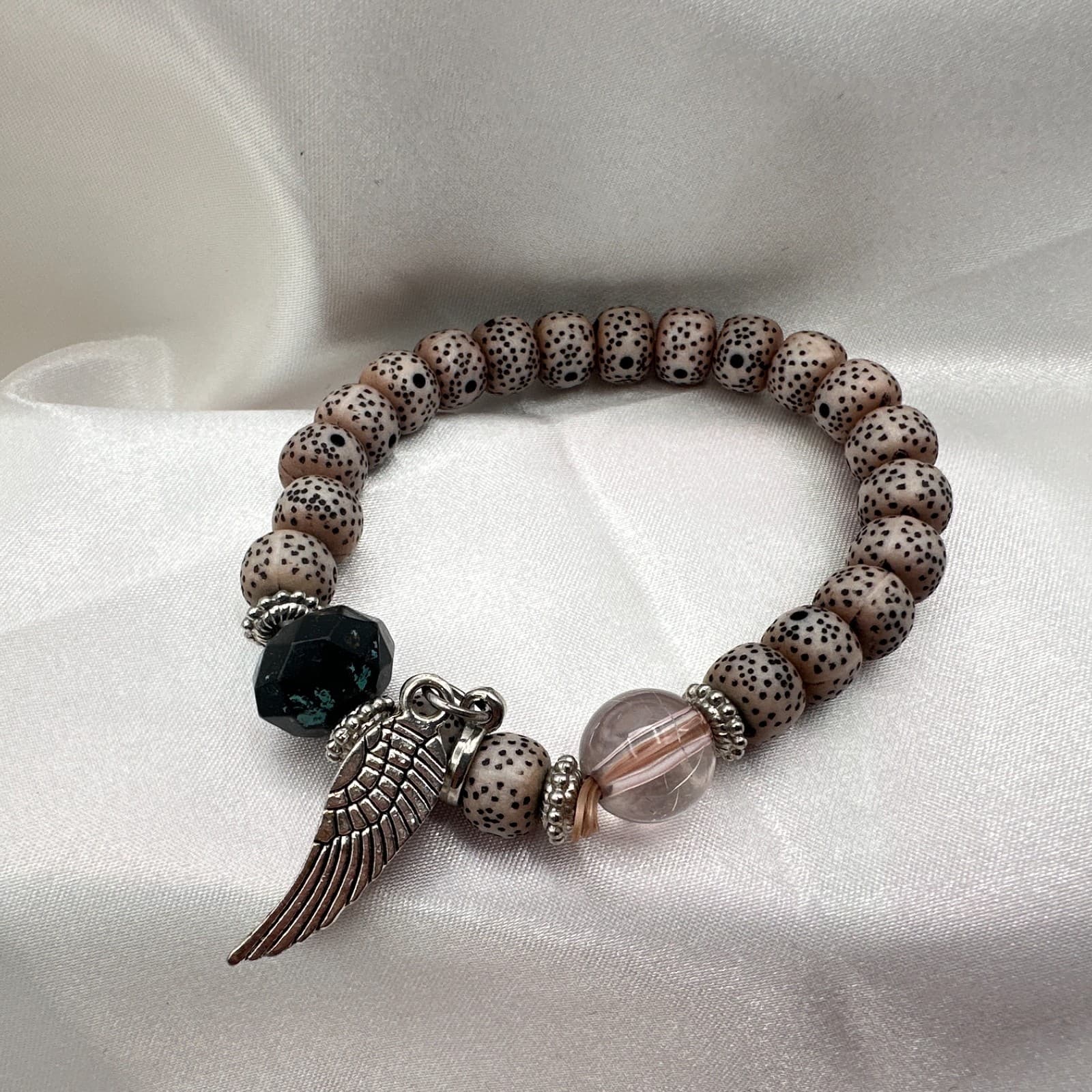 Vintage 80s Spotted Seed Bodhi Bead Bracelet Silver Tone Wing Charm Zen Jewelry - Thumbnail 3