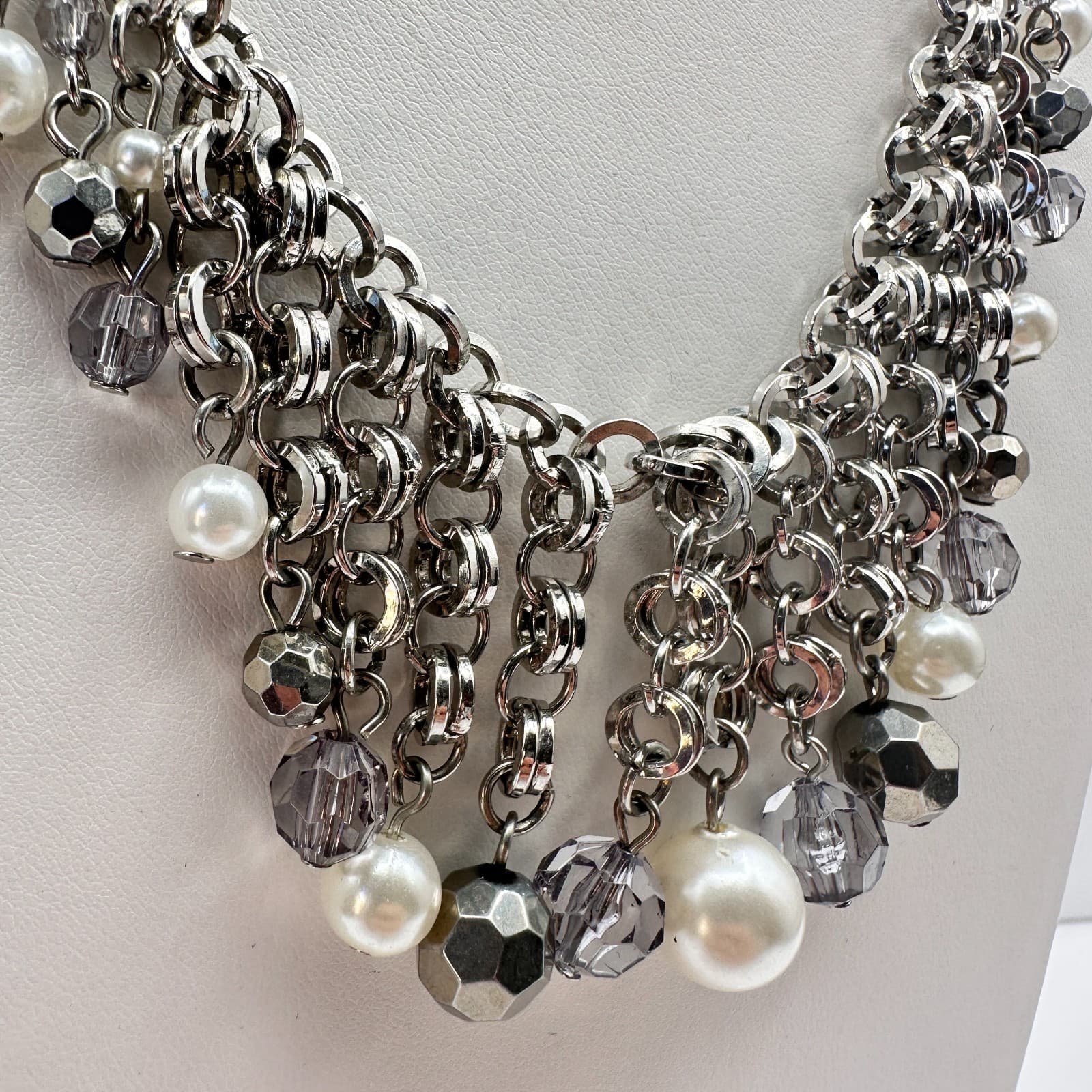 Vintage 90s Silver Tone Bib Necklace Faux Pearl Beaded Charm Women's Jewelry 90s - Thumbnail 3
