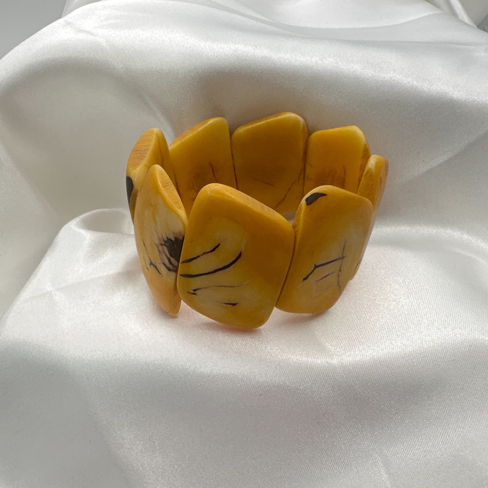 Vintage 80s Yellow Tagus Nut Stretch Bracelet Sustainable Ethnic Jewelry - Thumbnail 3