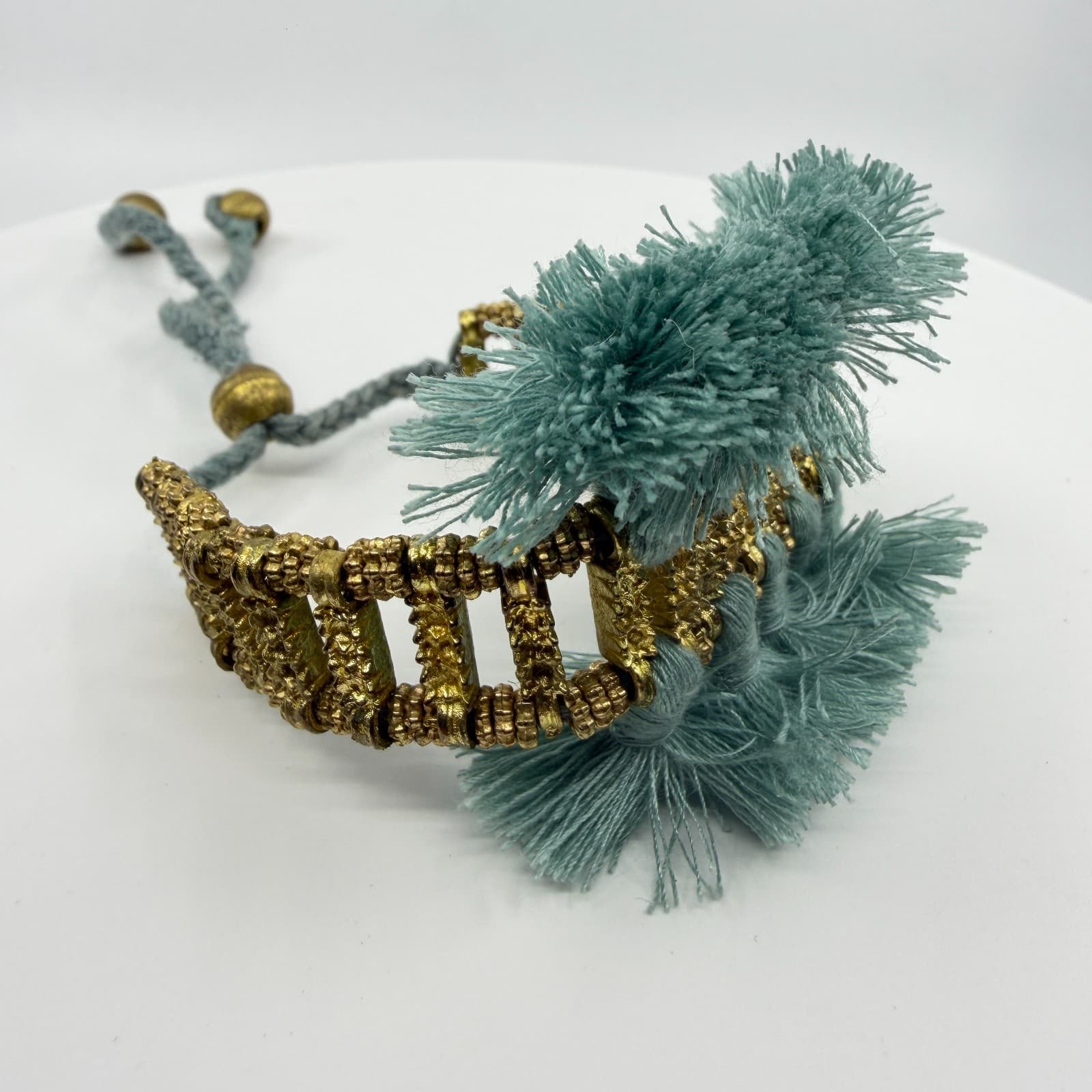Boho Tassel Bracelet Gold Tone Metal Texture Adjustable Blue Green Fiber Jewelry - Thumbnail 4