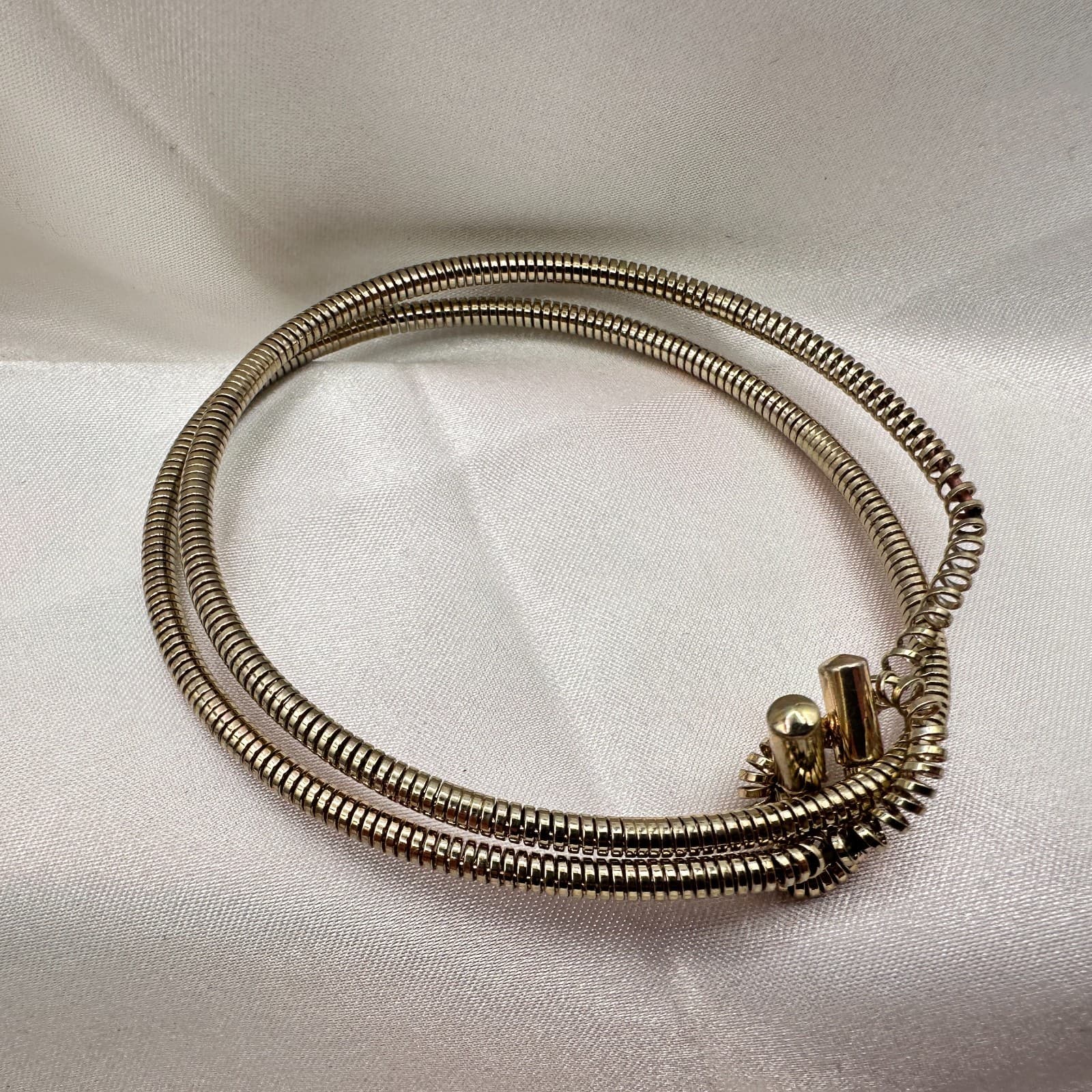 Vintage 80s Tubgas Snake Chain Bangle Gold Tone Flexible Bypass Bracelet Jewelry - Thumbnail 3