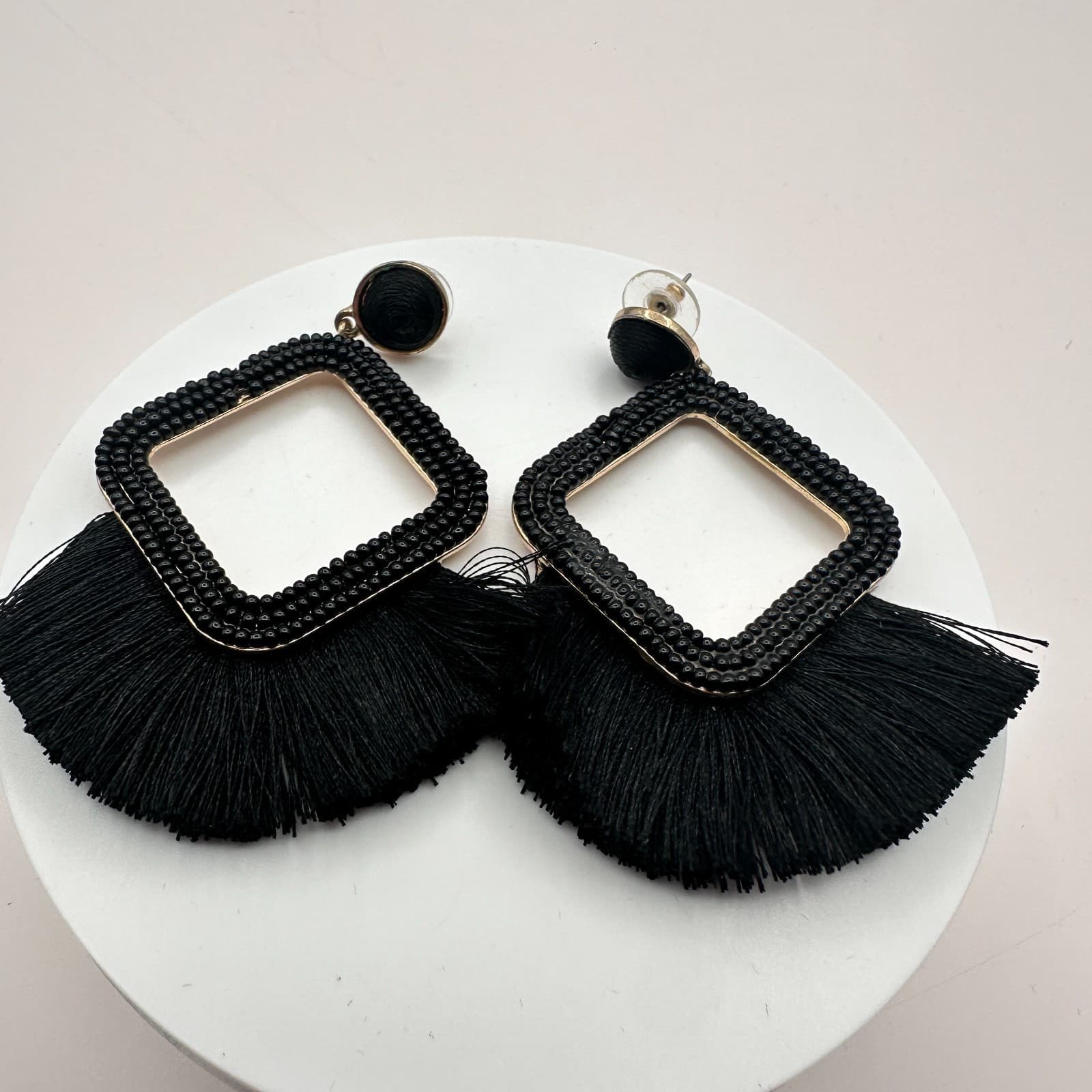 Vintage 90s Black Tassel Beaded Square Drop Earrings Gold Tone Fashion Jewelry - Thumbnail 4