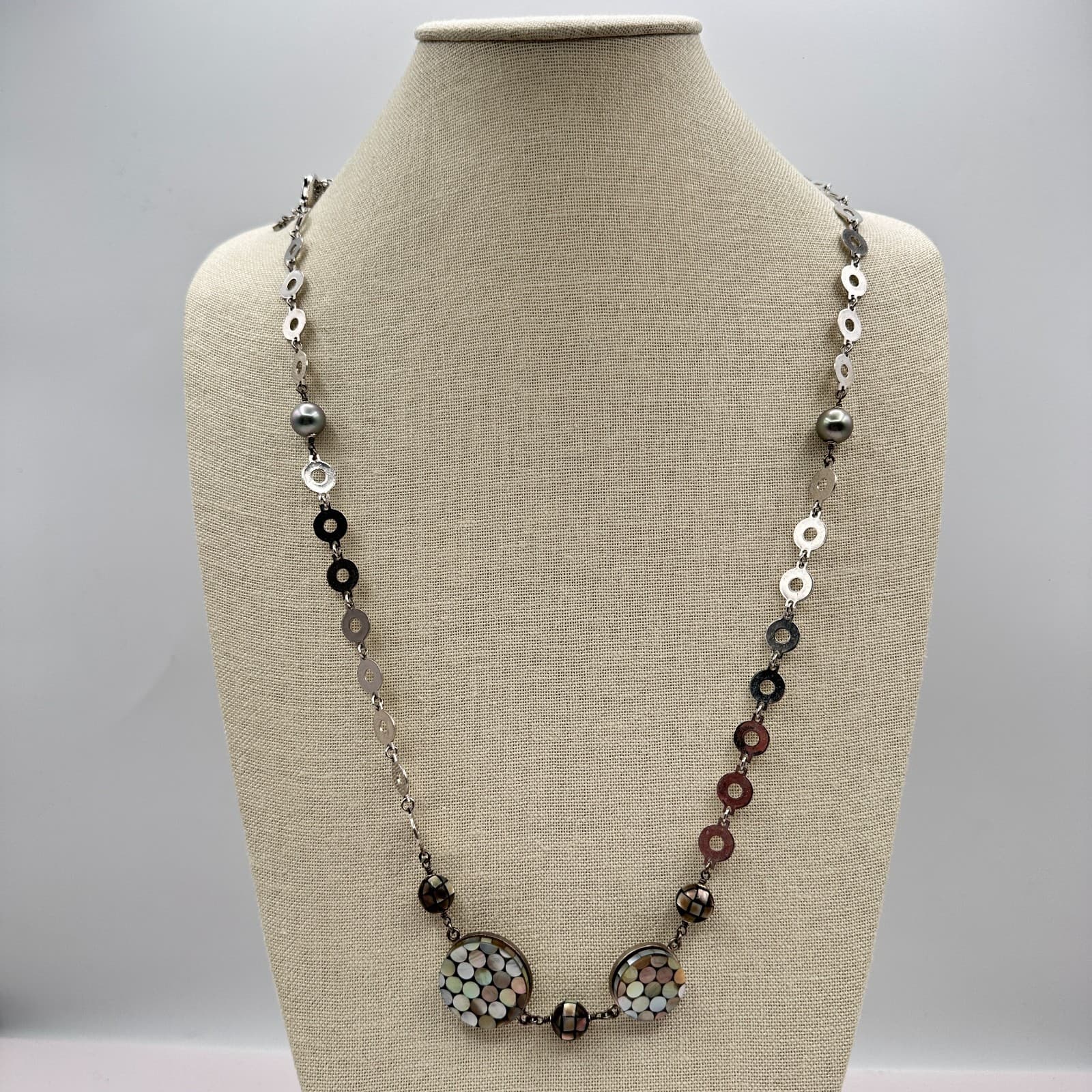 Vintage 80s Mother Pearl Hematite Mosaic Open Circle Link Necklace Retro Jewelry - Thumbnail 3