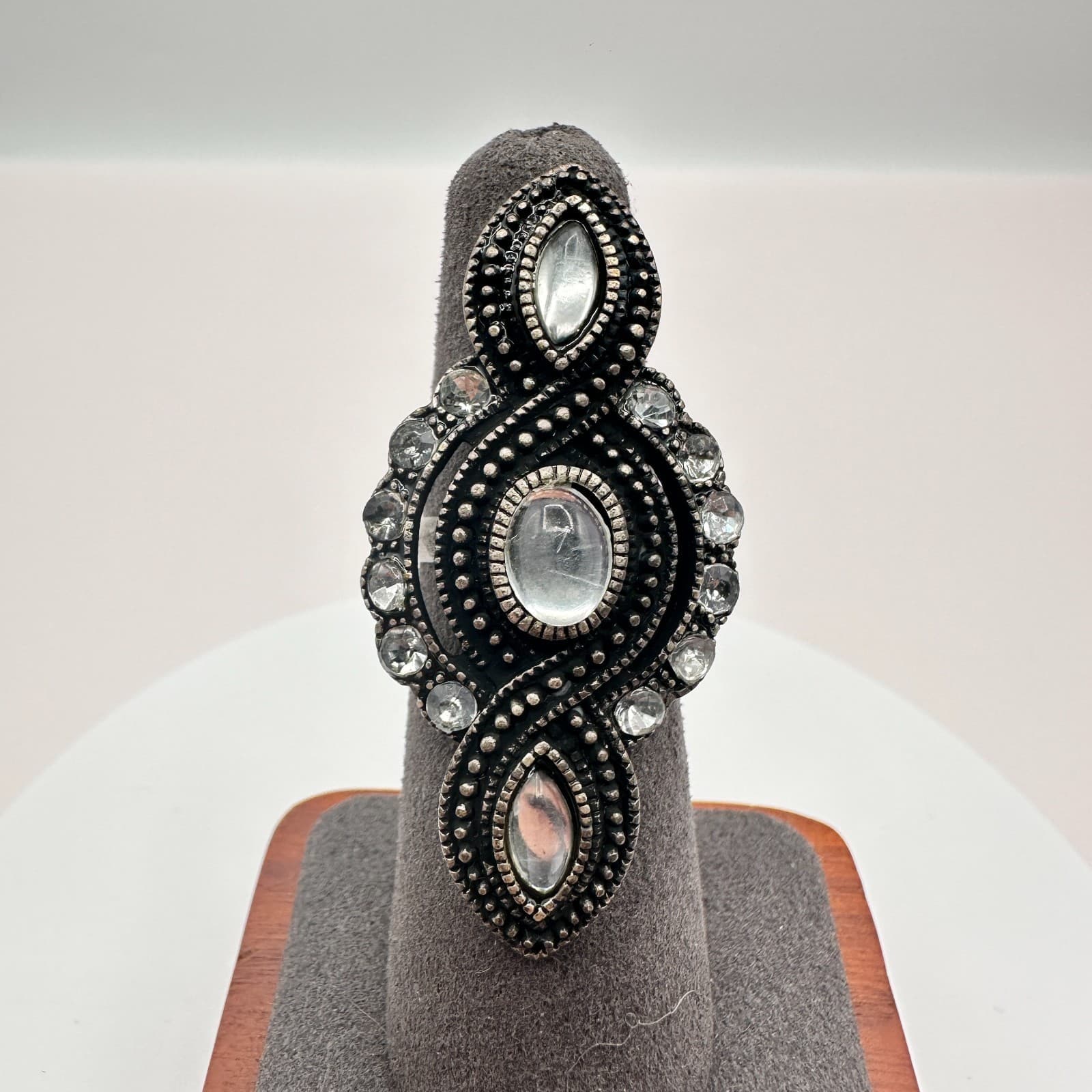 Vintage 80s Statement Ring Clear Rhinestone Gunmetal Oval Filigree Band Jewelry