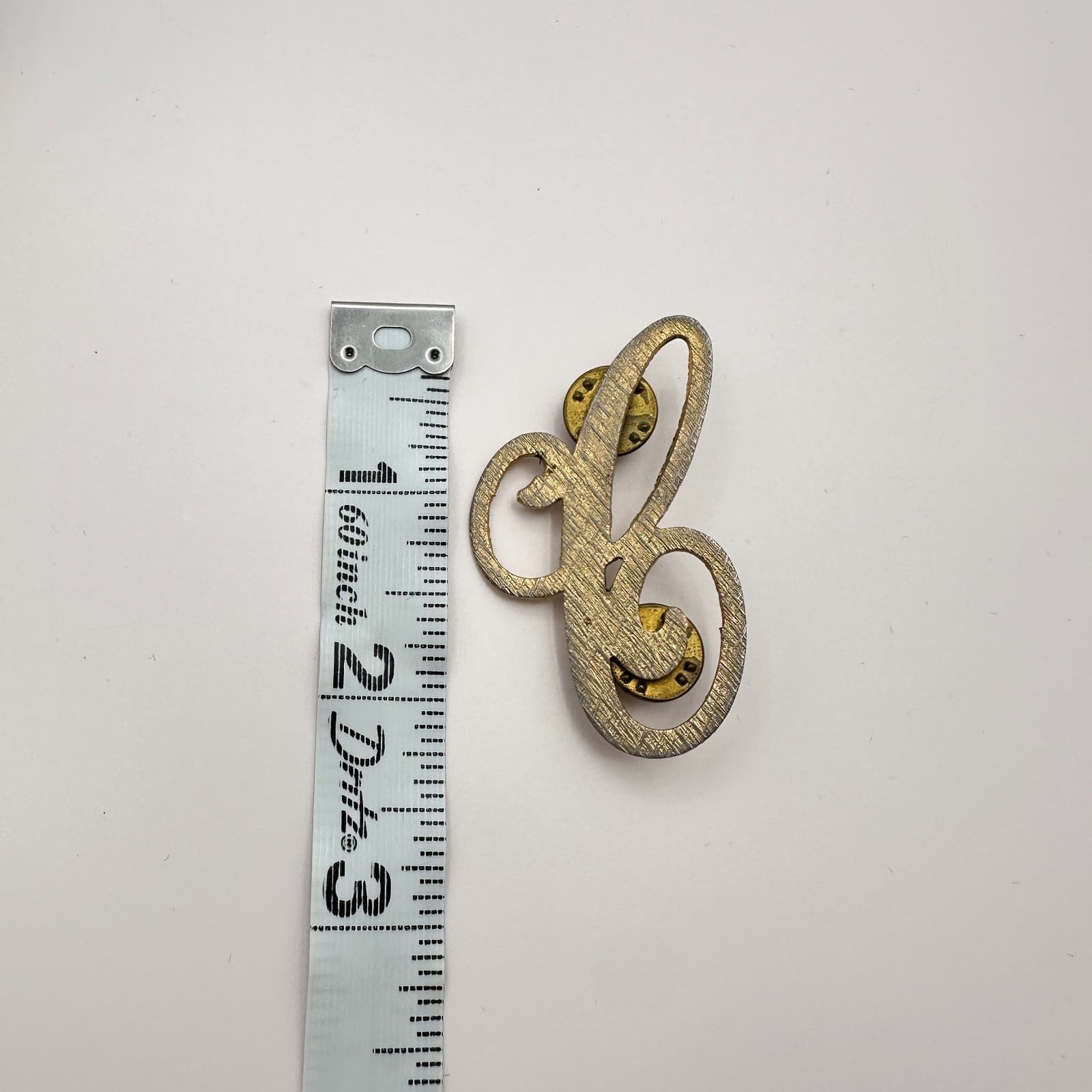 VTG Y2K B Initial Gold Tone Textured Lapel Pin Unisex Classic Fashion Jewelry - Thumbnail 8