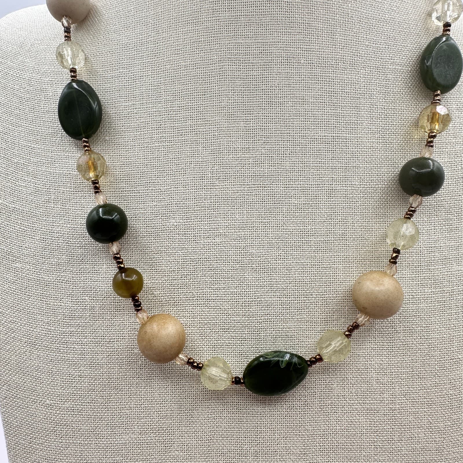 Vintage 90s Green Jade Crystal Bead Necklace Silver Tone Women's Jewelry Retro - Thumbnail 2