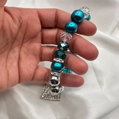 Vintage Y2K Rhinestones Queen Diamond Charm Silver Tone Bracelet Beaded Jewelry - Thumbnail 8