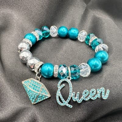 Vintage Y2K Rhinestones Queen Diamond Charm Silver Tone Bracelet Beaded Jewelry - Thumbnail 5