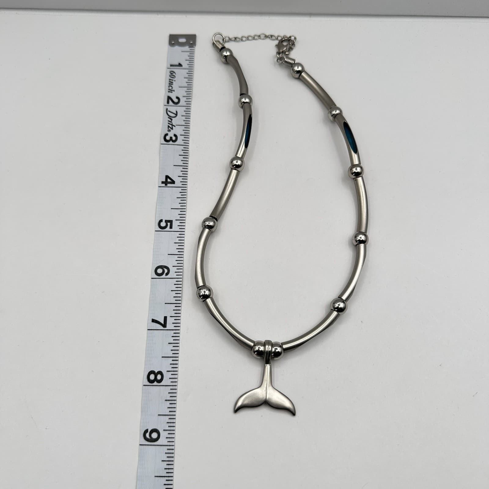Vintage 90s Silver Tone Whale Tail Pendant Necklace Women's Classic Jewelry Boho - Thumbnail 8