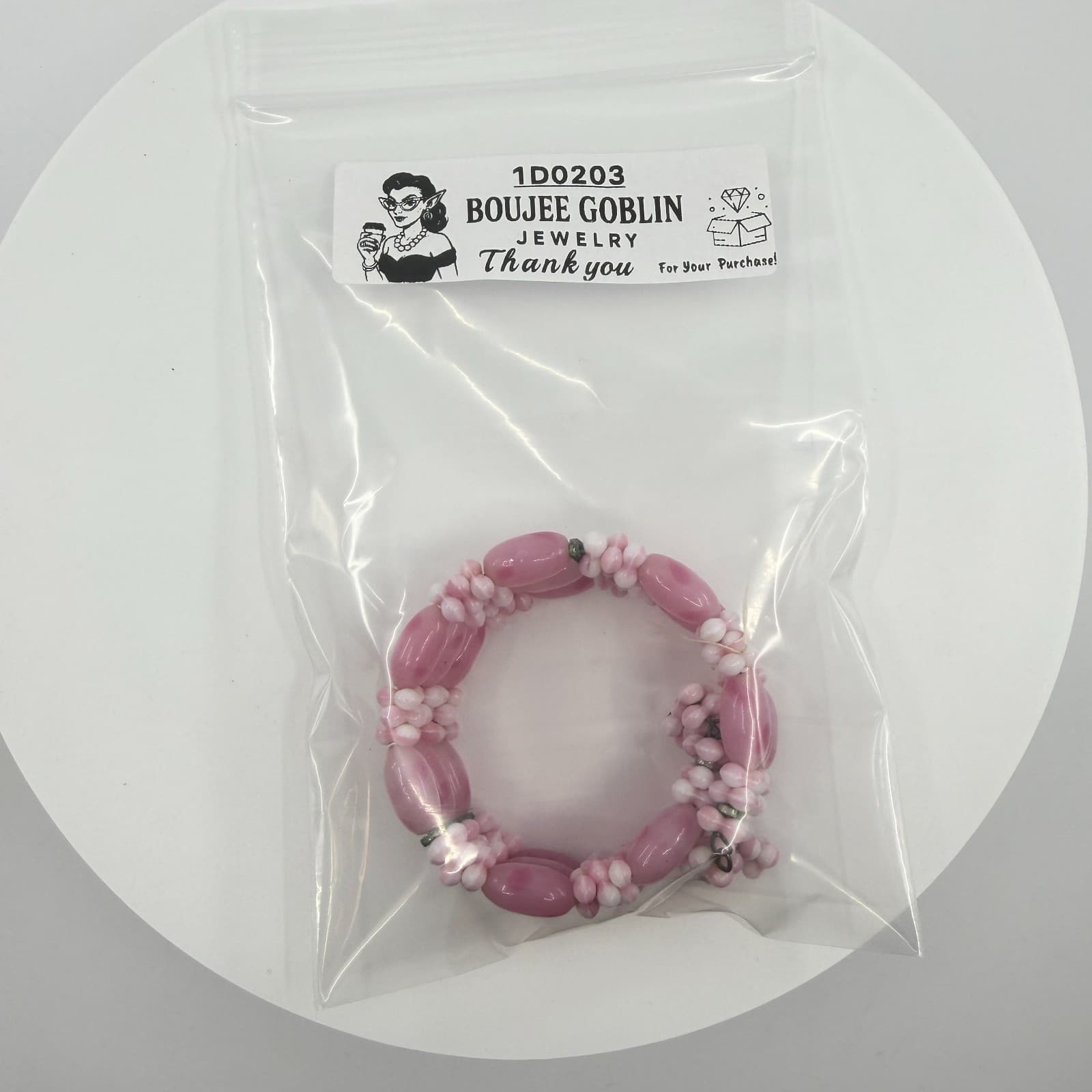 Triple Strand Pink Swirl Glass Bead Bracelet Romantic Cottagecore Jewelry Piece - Thumbnail 10