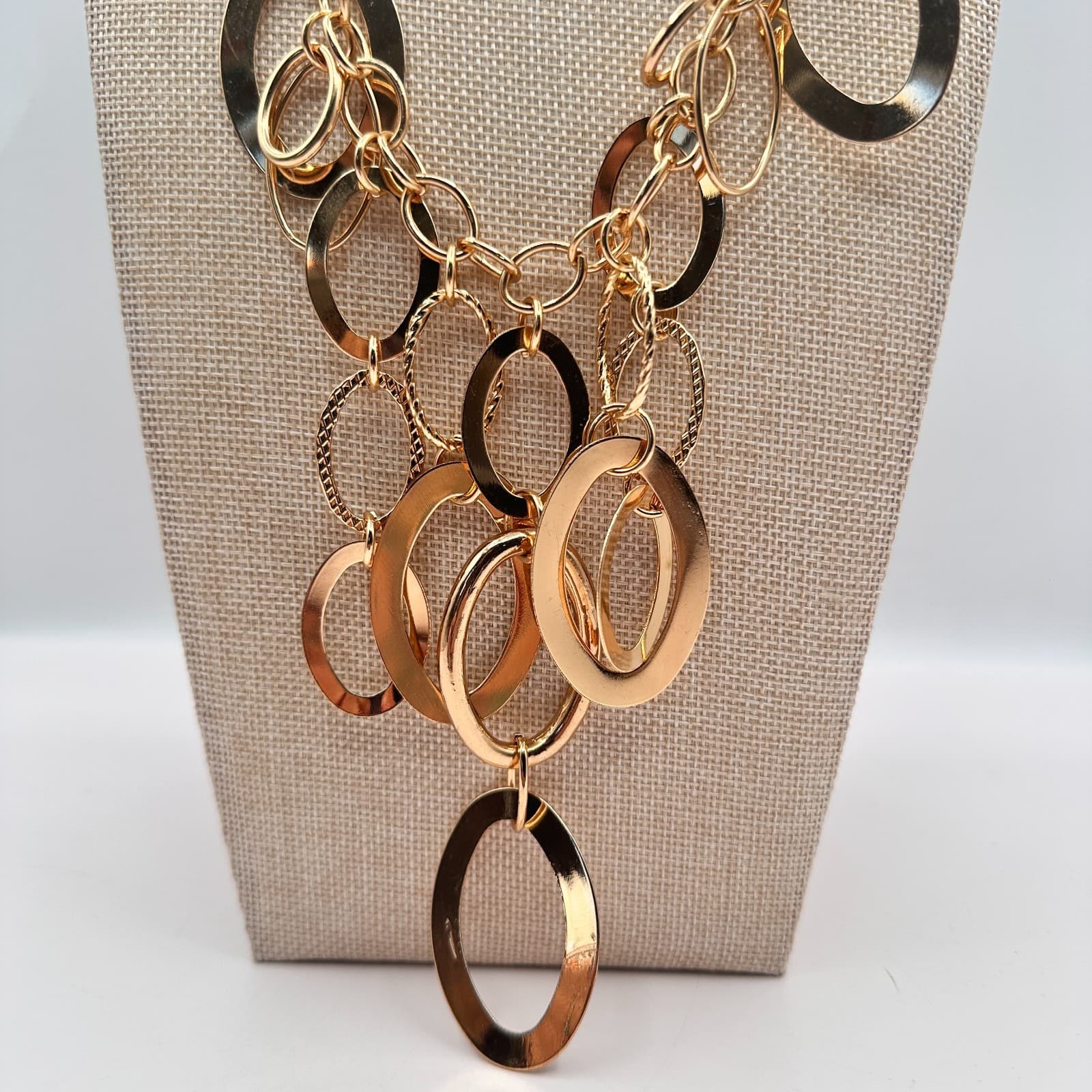 Vintage 90s Gold Tone Oval Link Bib Necklace Statement Women's Classic Jewelry - Thumbnail 4