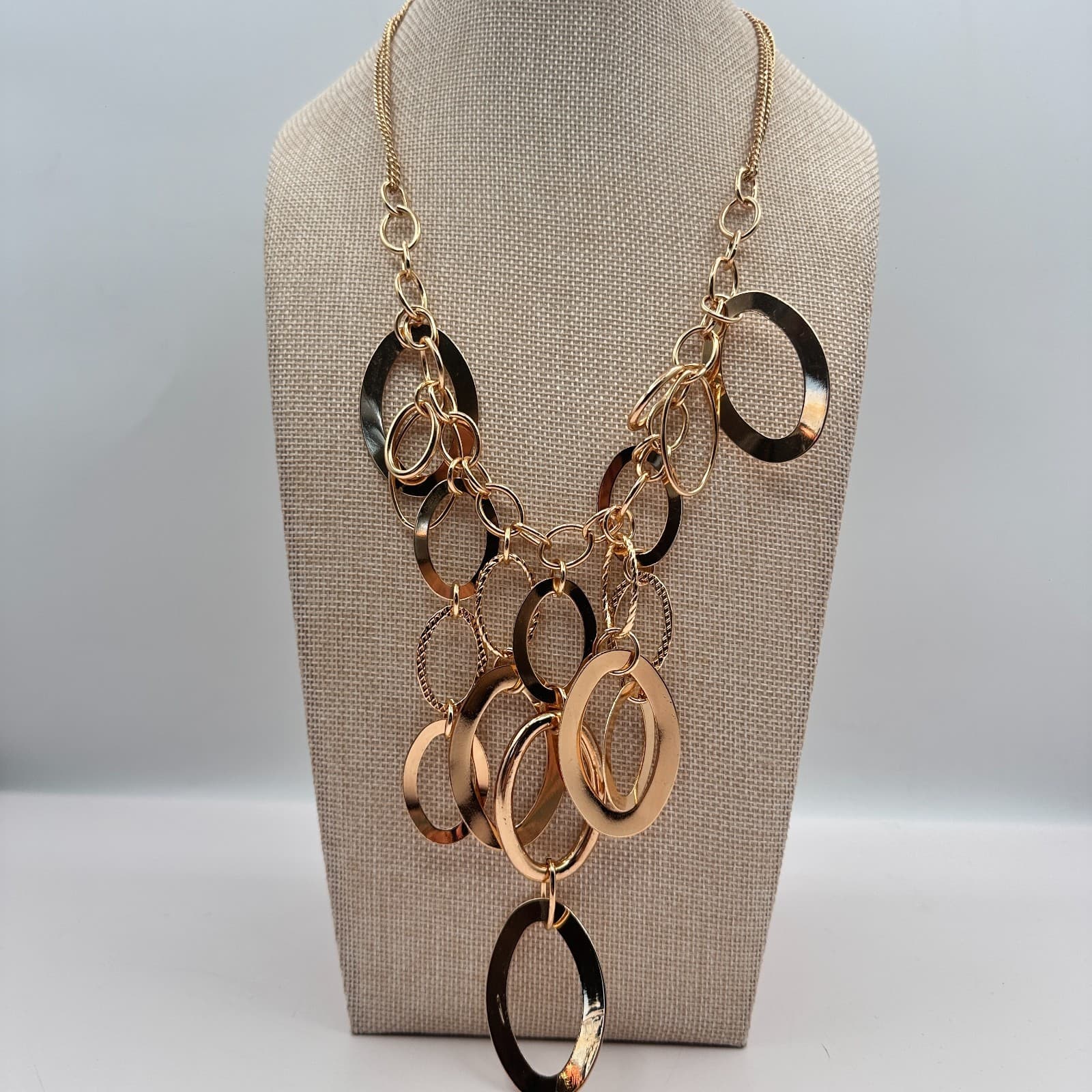 Vintage 90s Gold Tone Oval Link Bib Necklace Statement Women's Classic Jewelry - Thumbnail 5