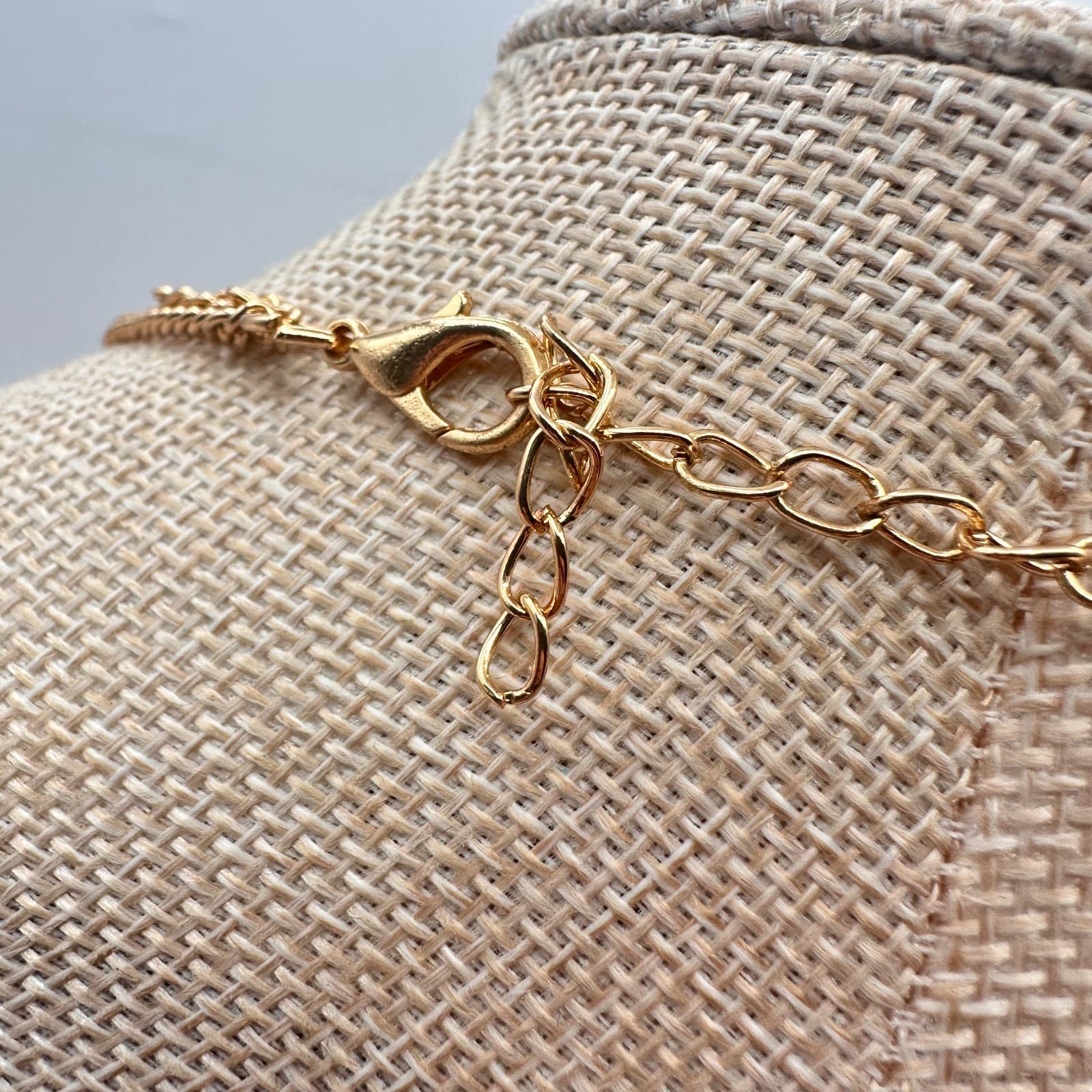 Vintage 90s Gold Tone Oval Link Bib Necklace Statement Women's Classic Jewelry - Thumbnail 7