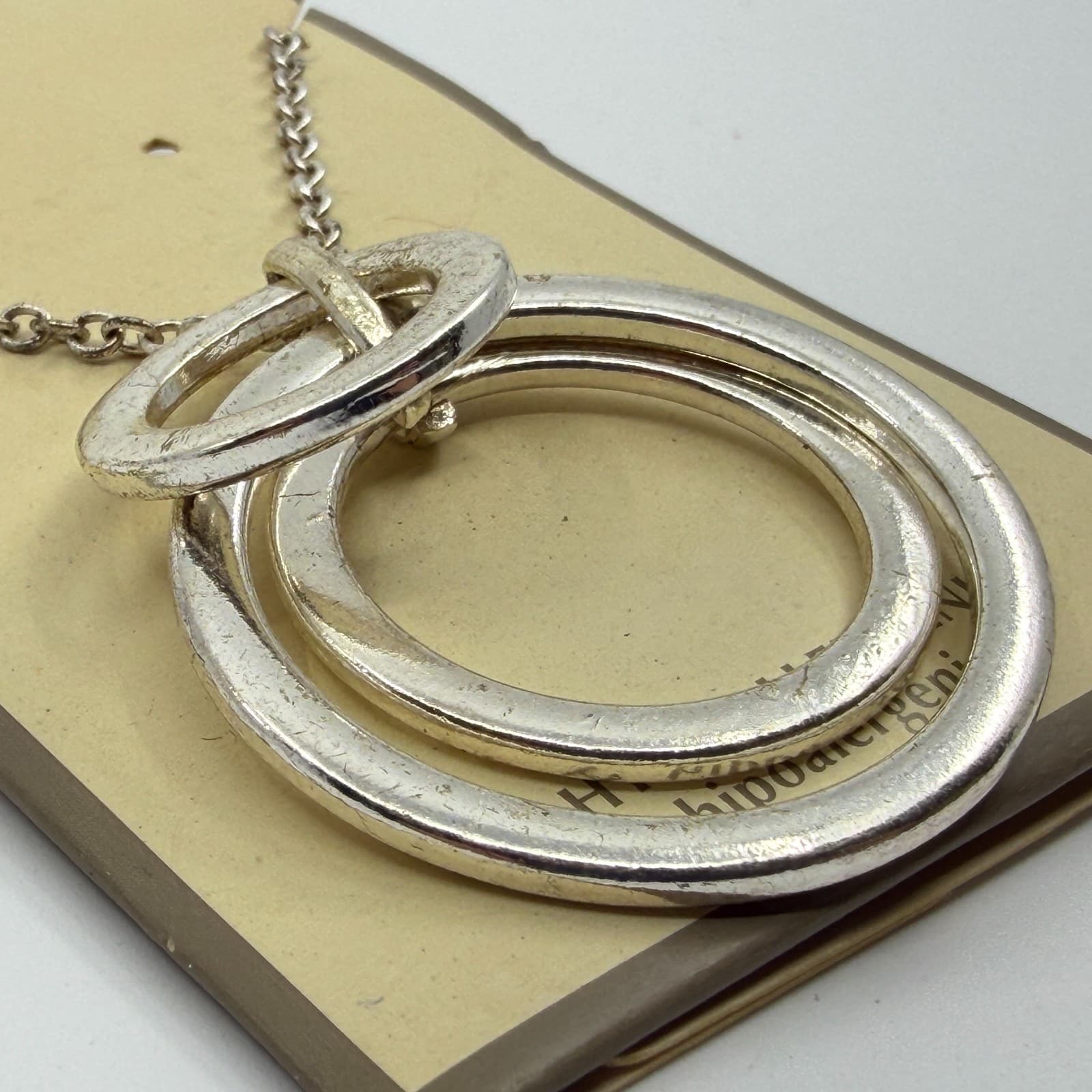Chunky Silver Tone Interlocking Eternity Circle Pendant Necklace StatementGift - Thumbnail 5