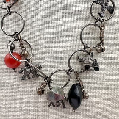 Vintage Y2K Silver Tone Beaded Animal Charm Necklace Women's Classic Jewelry - Thumbnail 5
