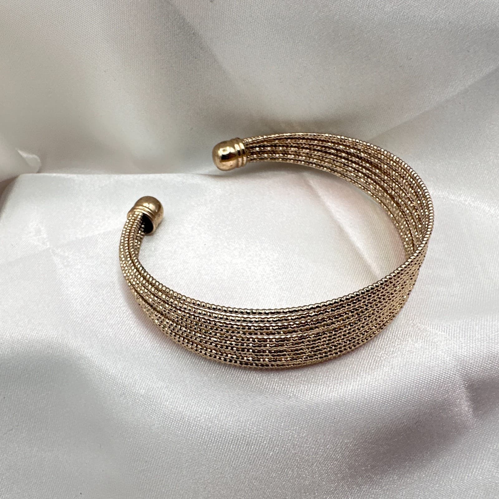 Vintage 90s Gold Tone Multi Strand Mesh Cuff Bracelet Elegant Statement Jewelry - Thumbnail 6