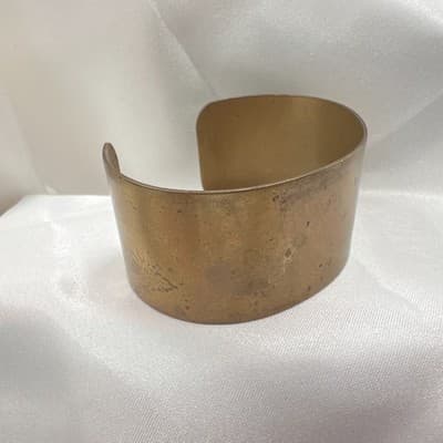 Vintage 90s Gold Tone Wide Cuff Bracelet Boho Estate Classic Fashion Jewelry - Thumbnail 3