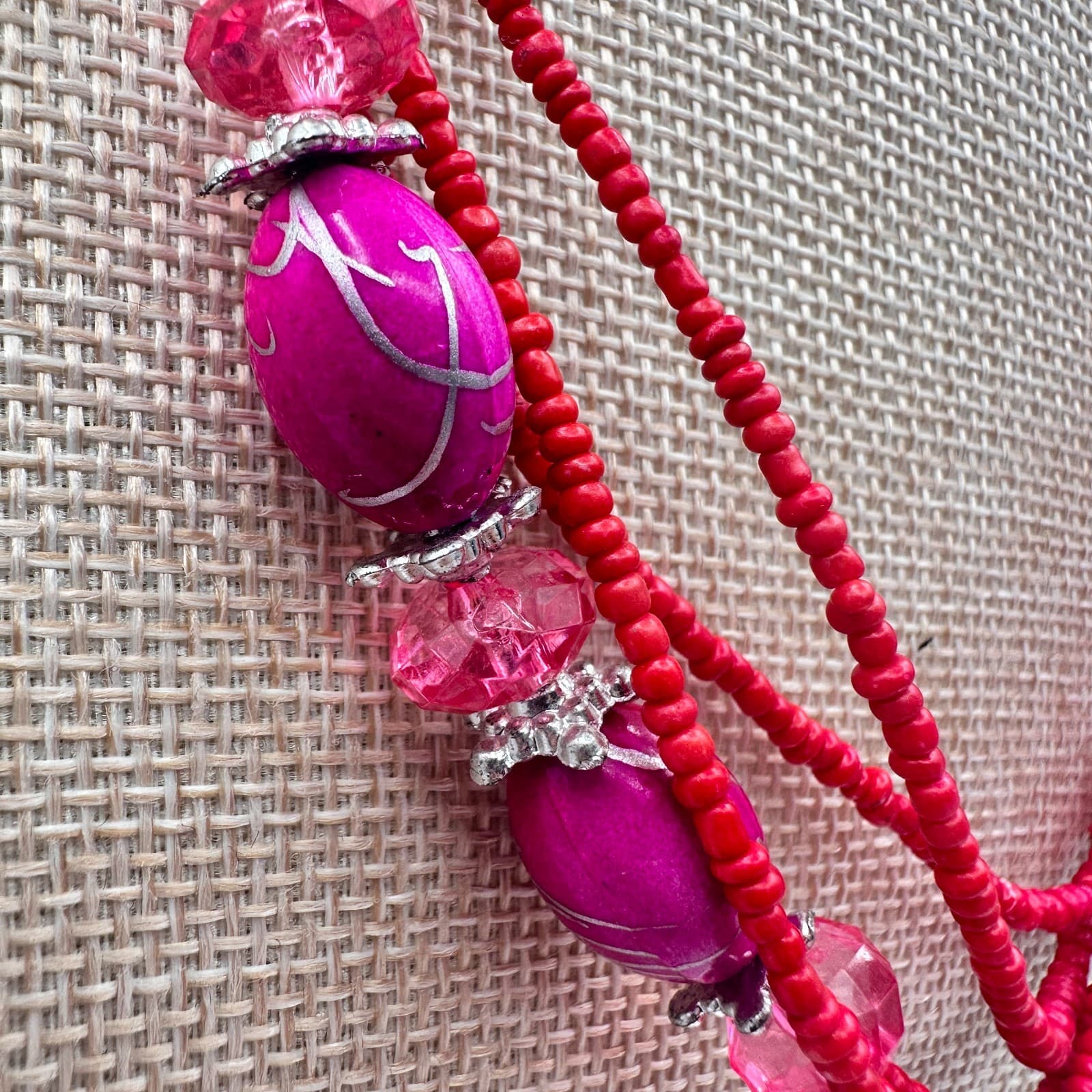 Vintage Y2K Silver Tone Multi Strand Red Seed Pink Glass Beaded Necklace Jewelry - Thumbnail 5