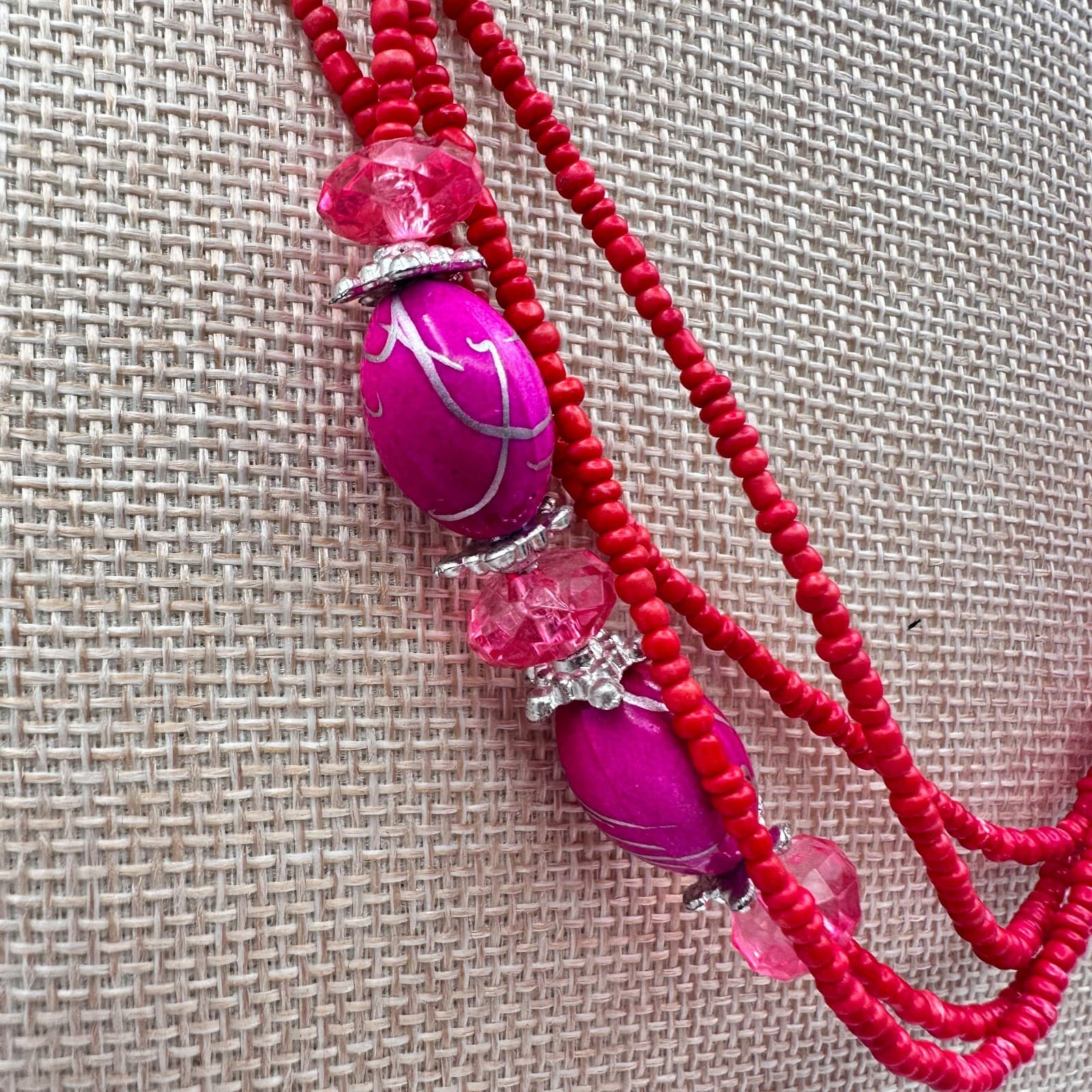 Vintage Y2K Silver Tone Multi Strand Red Seed Pink Glass Beaded Necklace Jewelry - Thumbnail 4