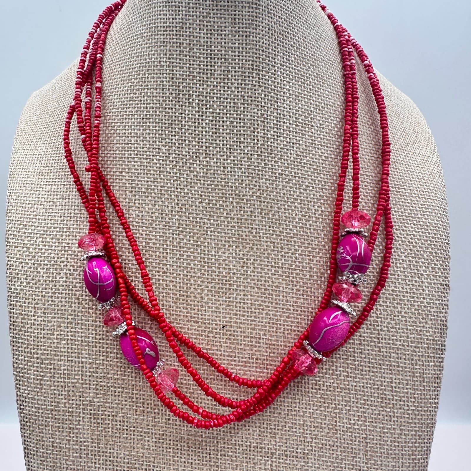 Vintage Y2K Silver Tone Multi Strand Red Seed Pink Glass Beaded Necklace Jewelry