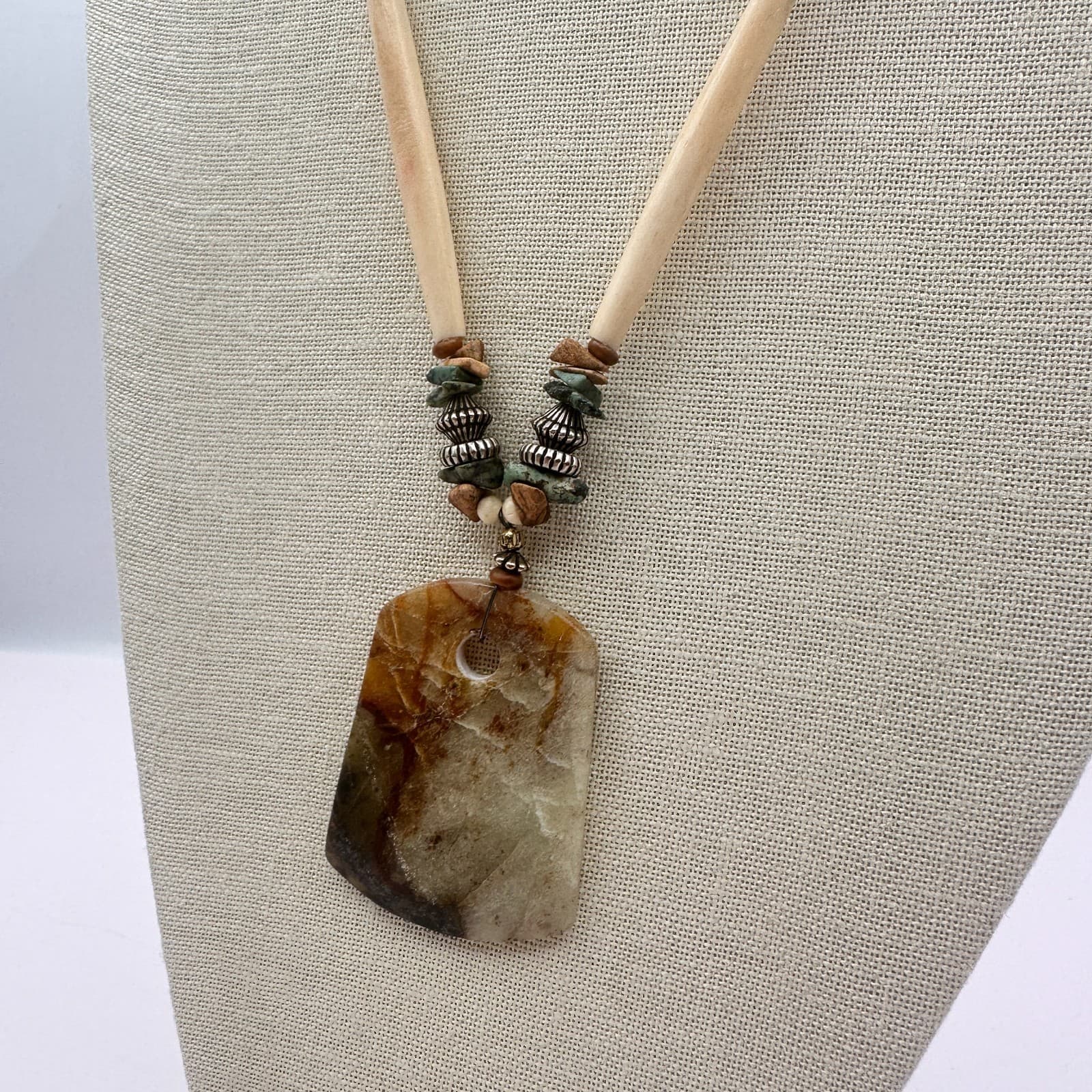 Vintage Southwestern Earthy Resin Pendant Hairpipe Necklace Boho Bead Statement - Thumbnail 3