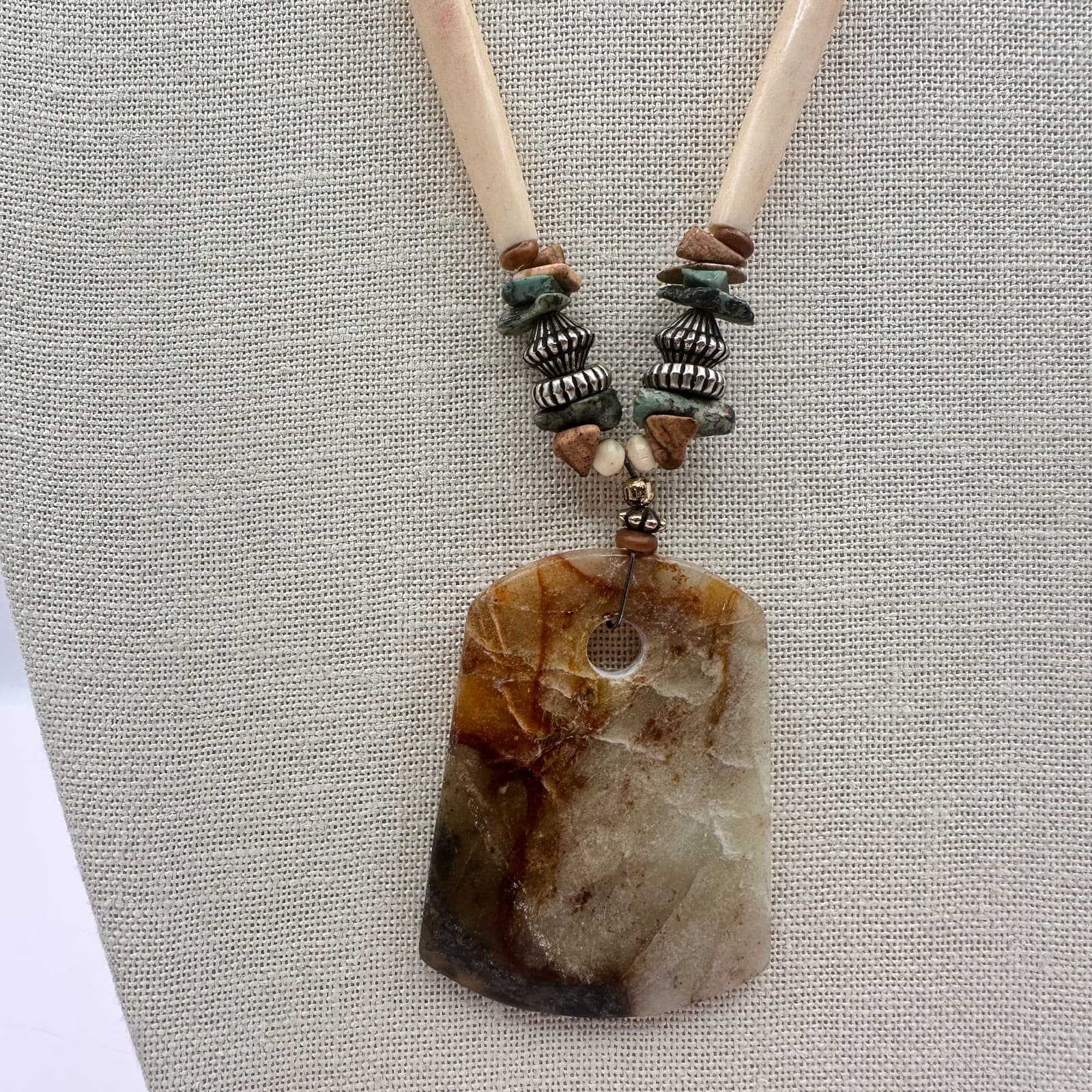 Vintage Southwestern Earthy Resin Pendant Hairpipe Necklace Boho Bead Statement - Thumbnail 6