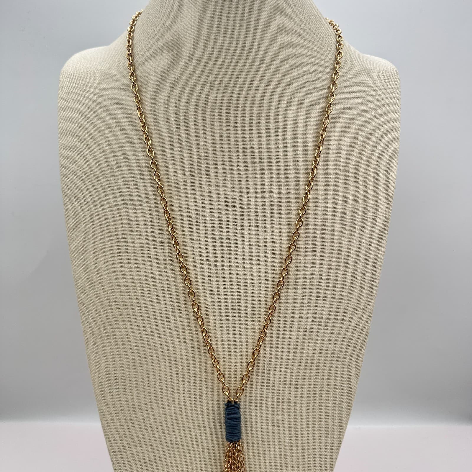 Vintage Y2K GoldTone Tassel Necklace Cowrie Shells Beads Classic Fashion Jewelry - Thumbnail 4