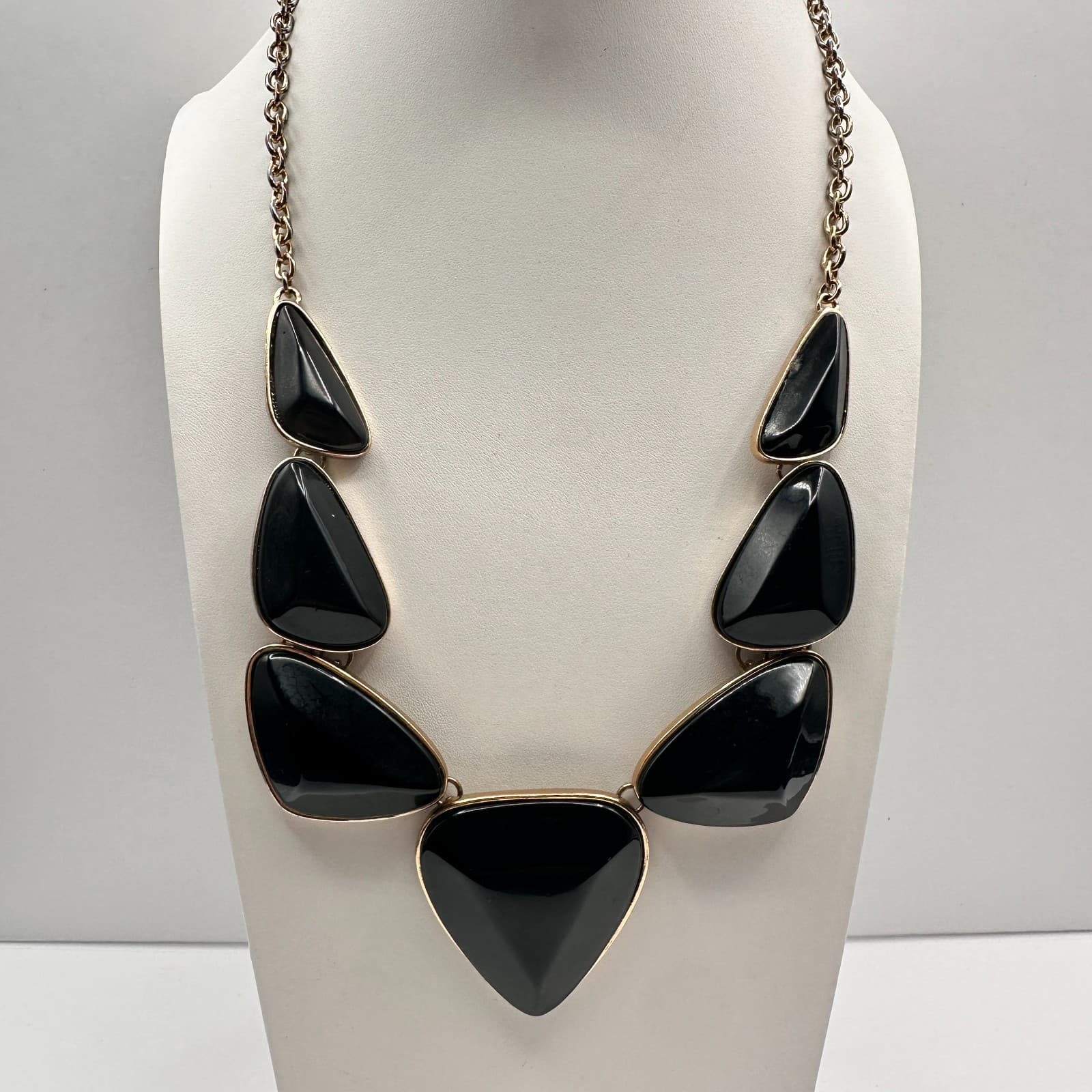 Vintage 90s Black Onyx Style Statement Necklace Gold Tone Geometric Jewelry Y2K - Thumbnail 2