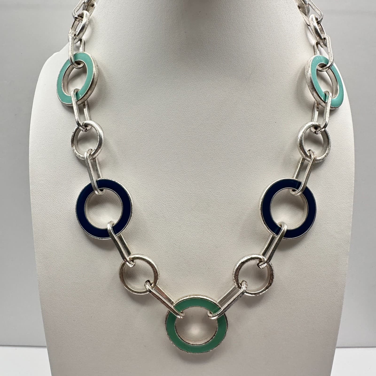 Vintage 90s Silver Tone Enamel Circle Link Statement Necklace Classic Jewelry