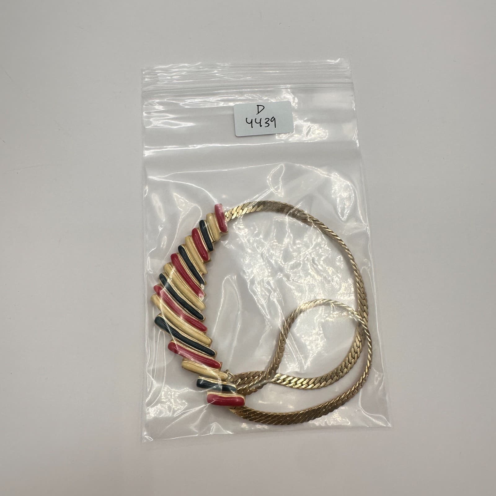 Vintage Y2K Gold Tone Retro Enamel Herringbone Necklace Classic Women's Jewelry - Thumbnail 10