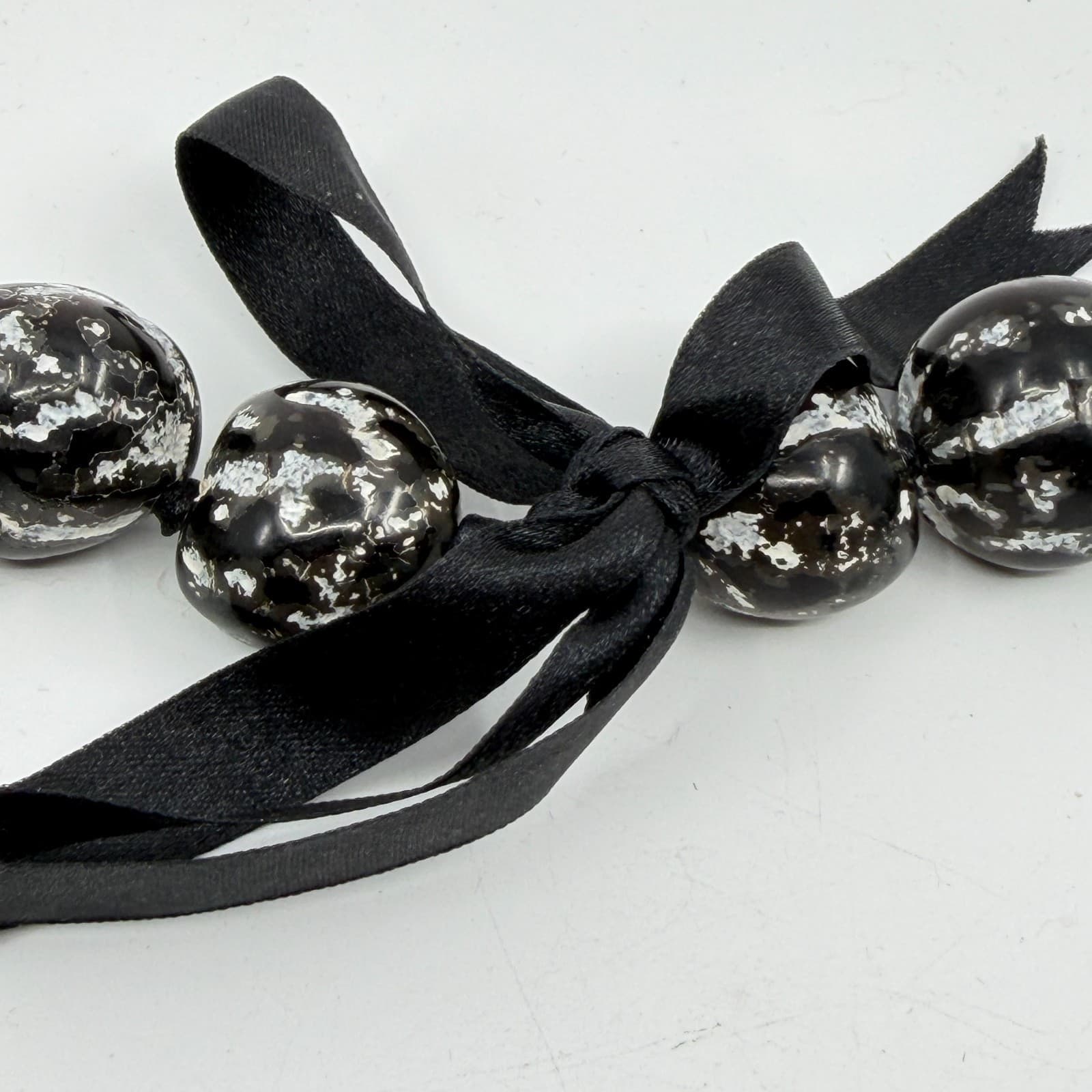 Chunky Black Kukui Nut Lei Necklace Gothic Hawaiian Statement Ribbon Tie Gift - Thumbnail 5