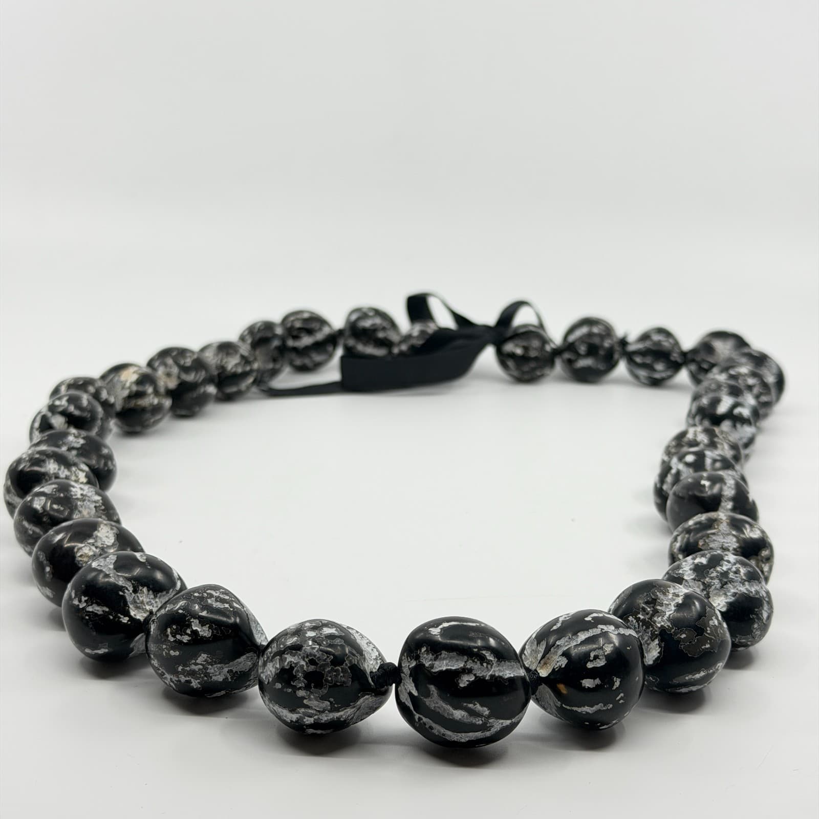 Chunky Black Kukui Nut Lei Necklace Gothic Hawaiian Statement Ribbon Tie Gift - Thumbnail 6