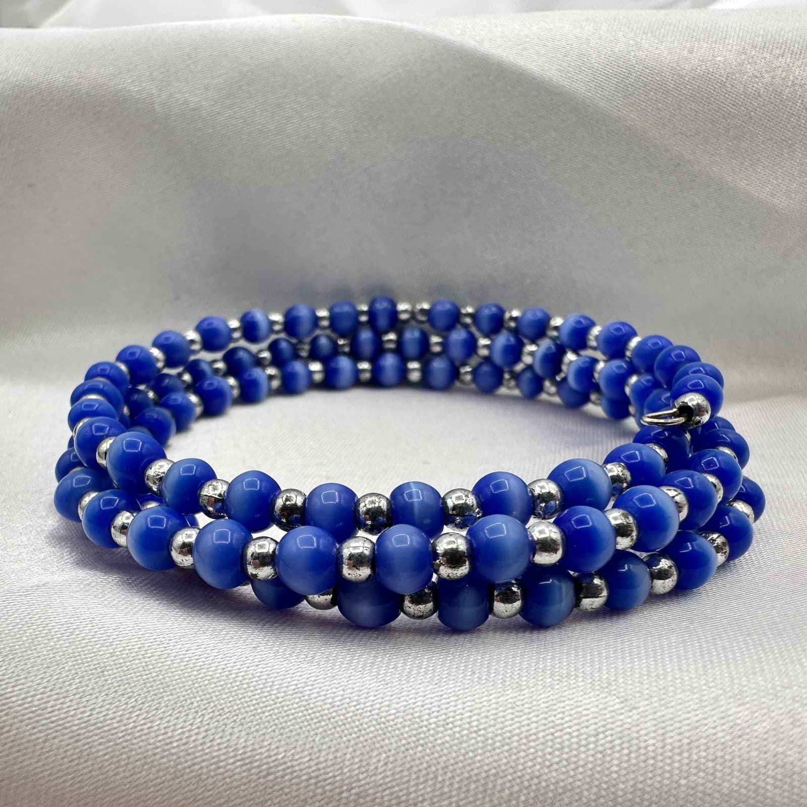 Vintage 90s Blue Glass Bead Coil Wrap Bracelet Silver Tone Spacer Boho Jewelry - Thumbnail 5