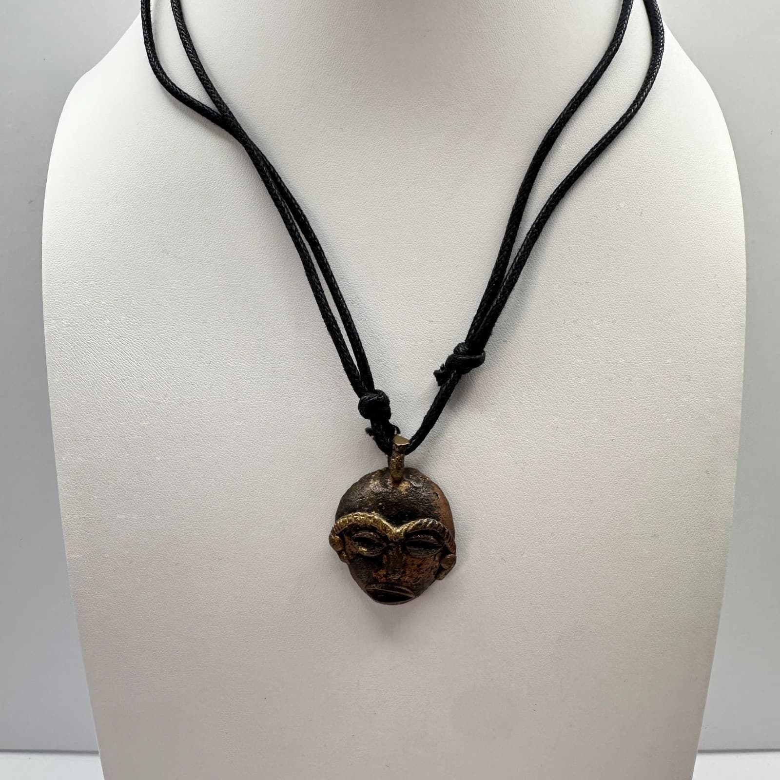 Vintage 90s Bronze Tone Tribal Mask Pendant Necklace Women's Classic Jewelry 90s - Thumbnail 2