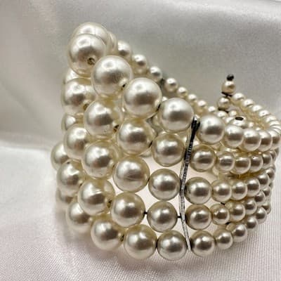 Vintage Y2K Cream Faux Pearl Beaded Wrap Stretch Bracelet Statement Jewelry - Thumbnail 4