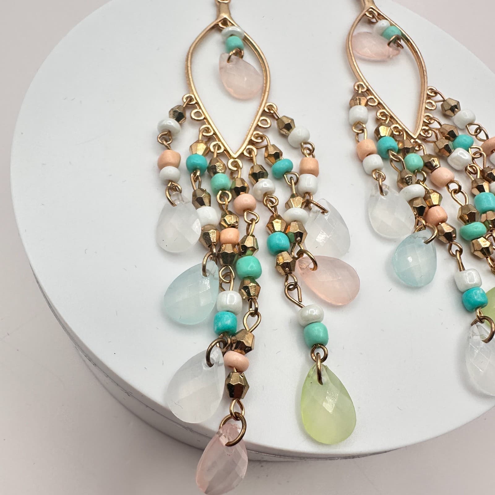 VTG Y2K Gold Tone Teardrop Beaded Chandelier Earrings Women's Classic Jewelry - Thumbnail 2